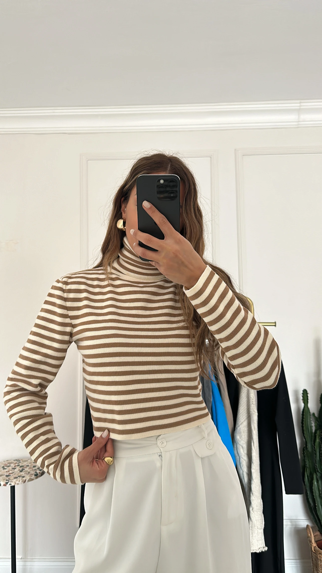 Camel Çizgili Boğazlı Triko Kazak