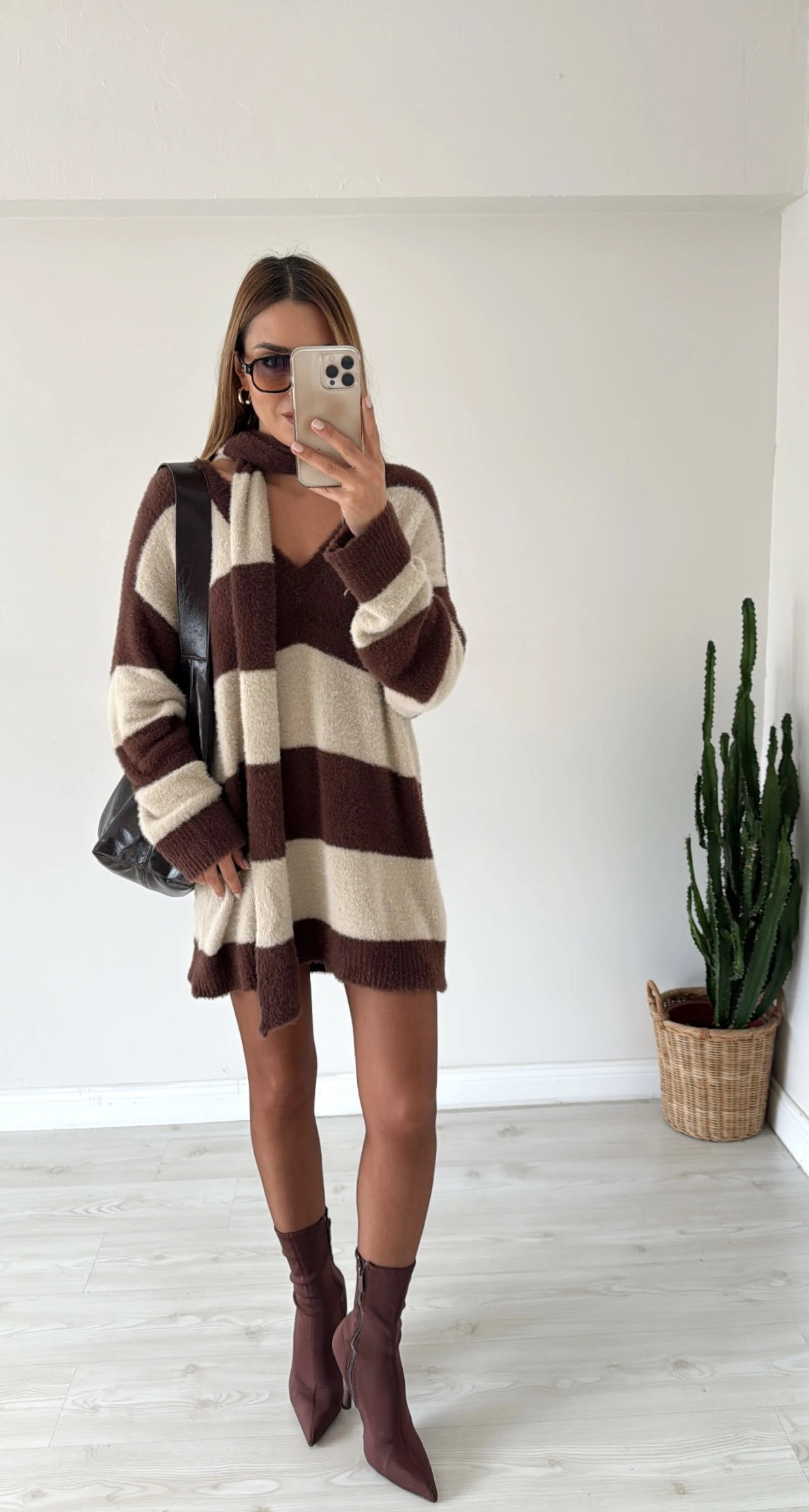 Atkı Detaylı Kazak Elbise Kahve-Bej