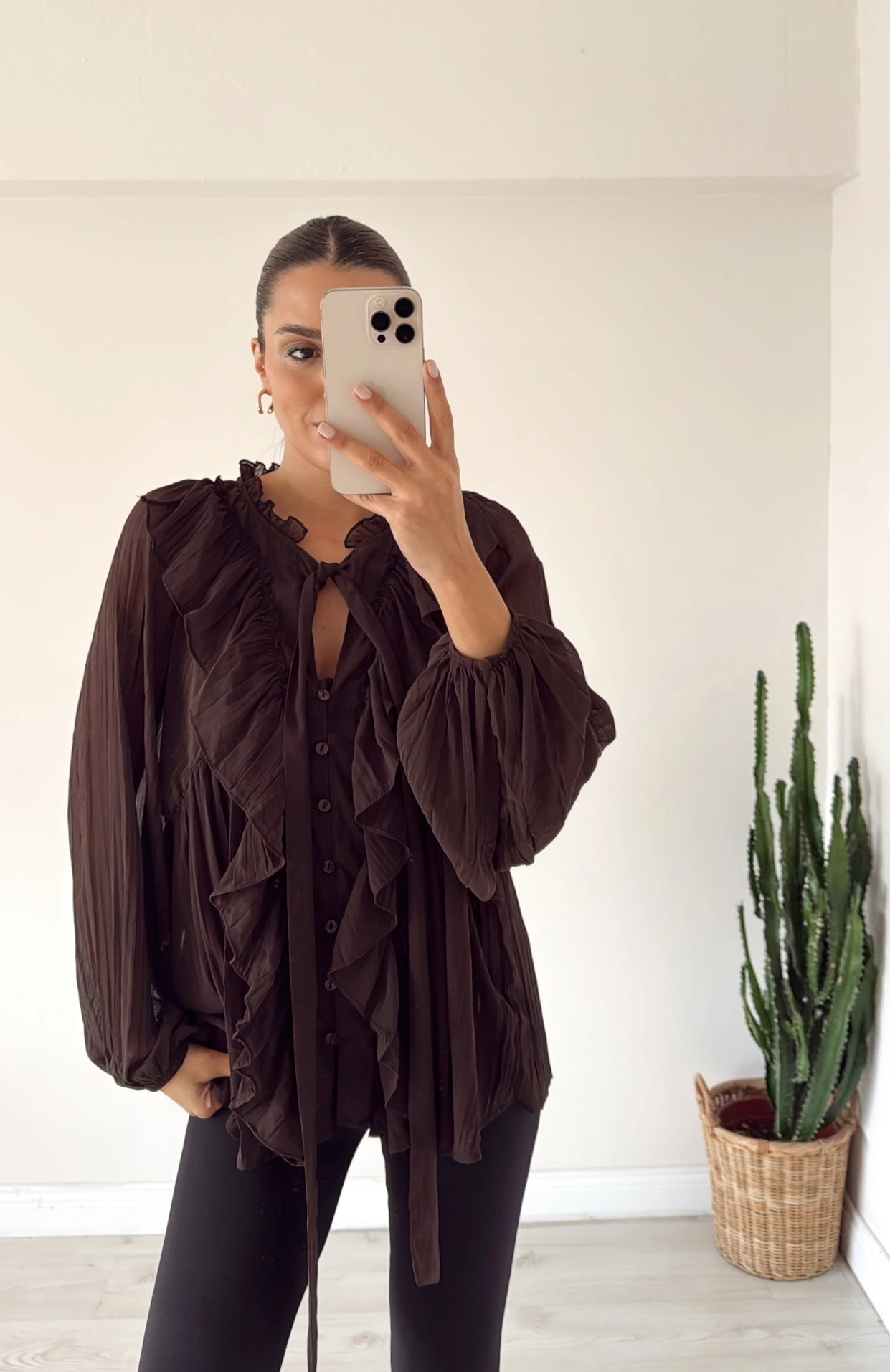 Fırfırlı Tül Gömlek