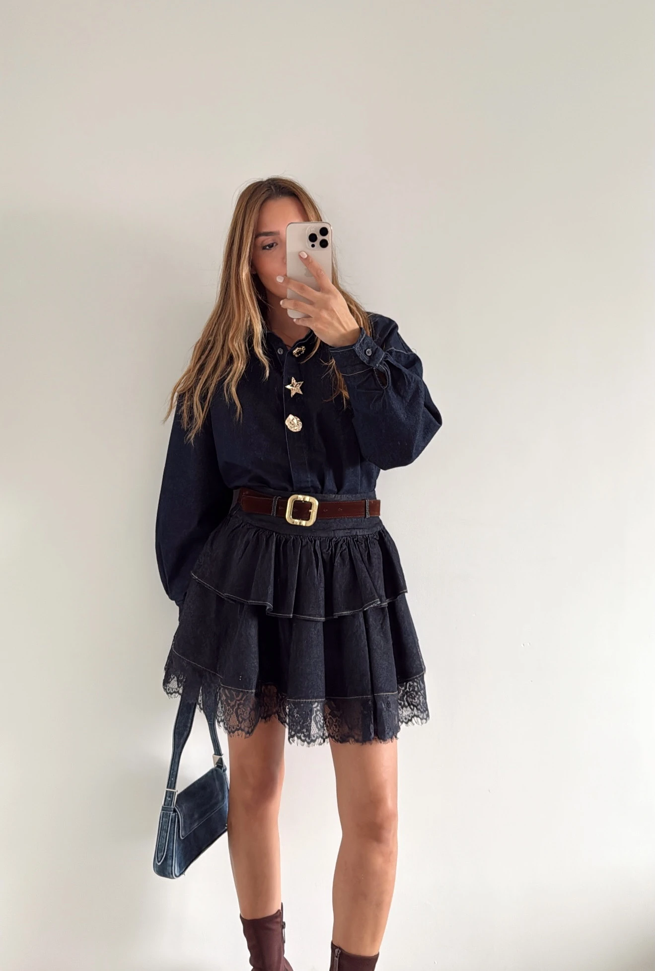 Gold Düğme Gömlekli Etekli Takım