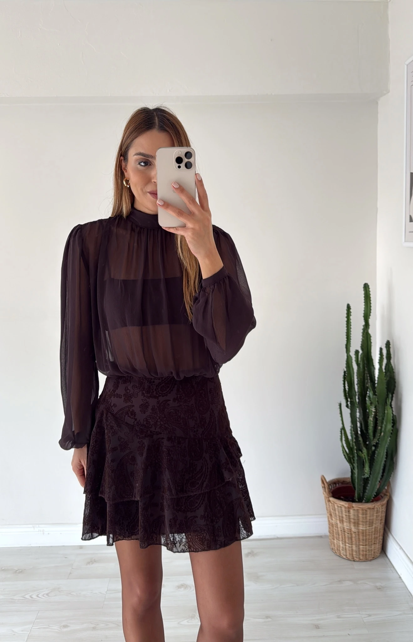 Etek İşlemeli Tül Detaylı Elbise Kahve