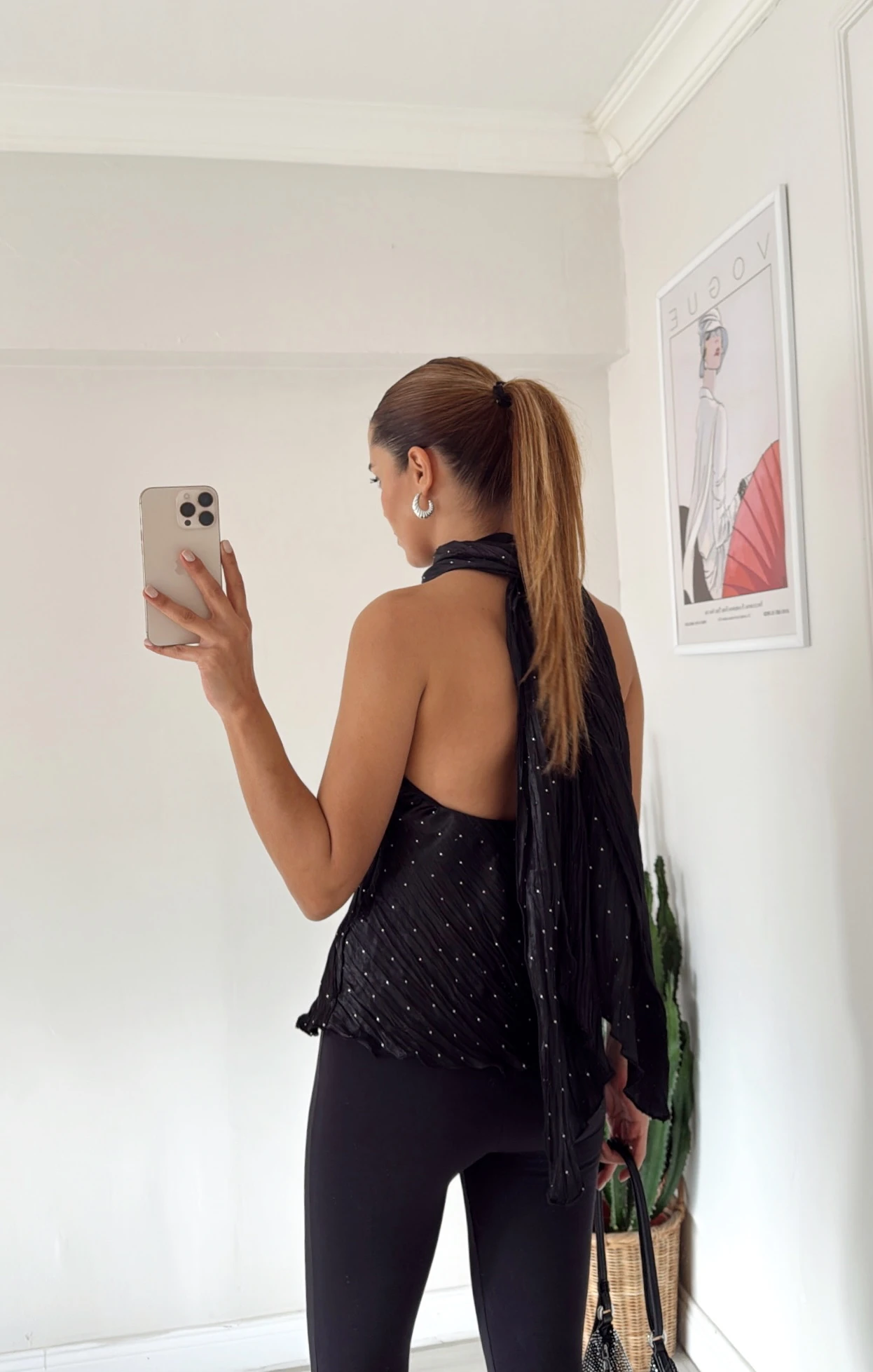 Taşlı Sırt Dekolteli Bluz