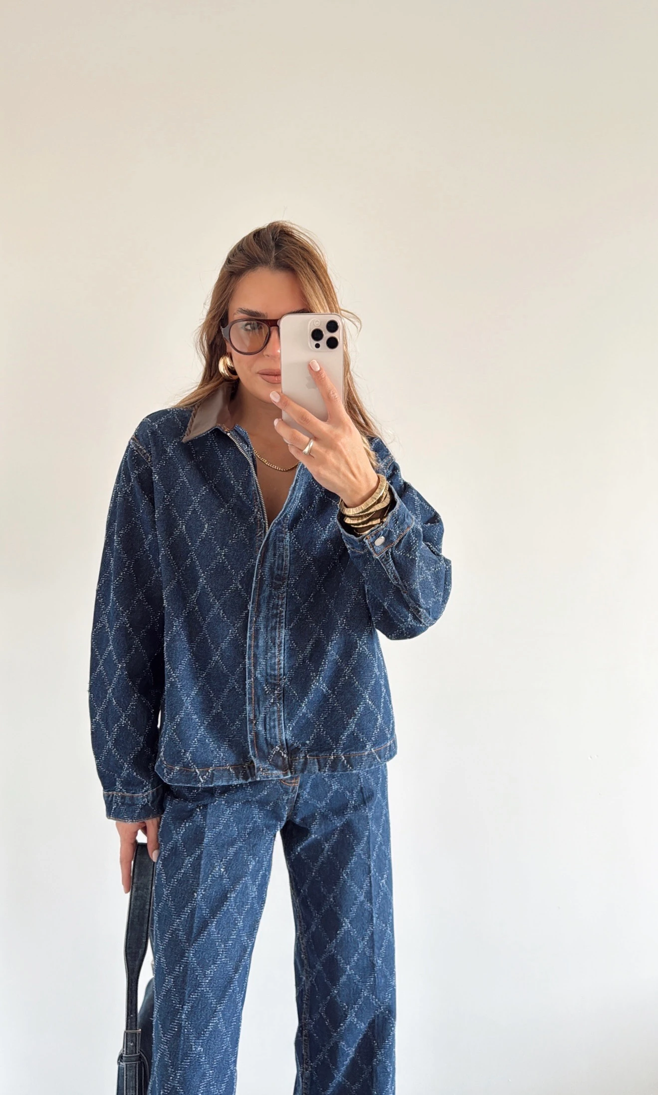 Deri Yaka Detaylı Denim Takım