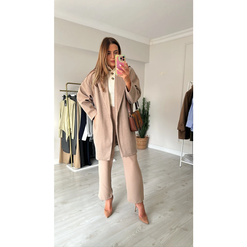 Tek Düğmeli İnce Kaban