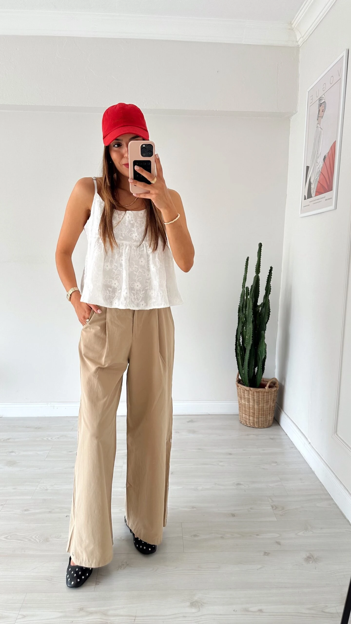 Paça Detaylı Pantolon