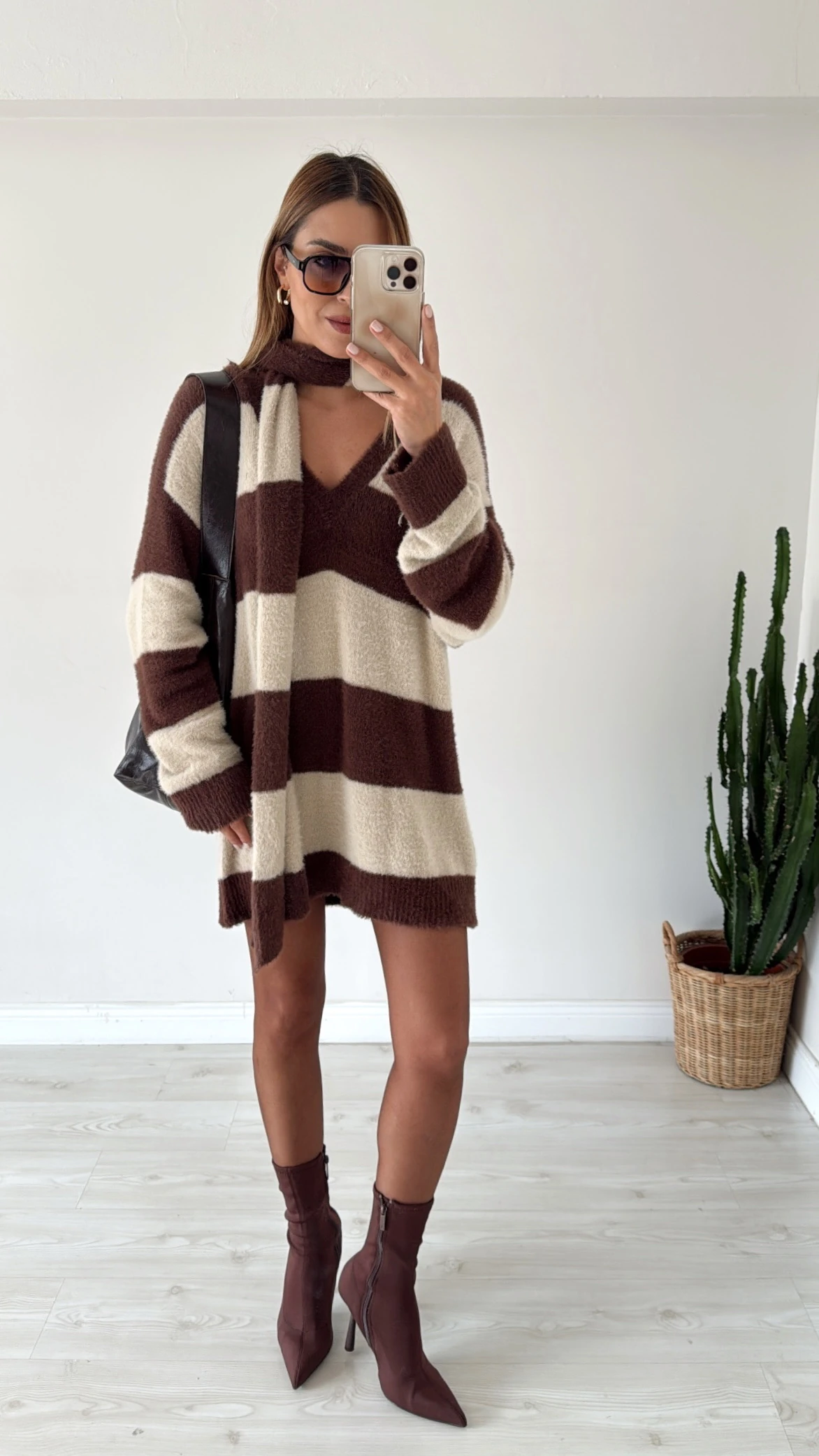 Atkı Detaylı Kazak Elbise Kahve-Bej