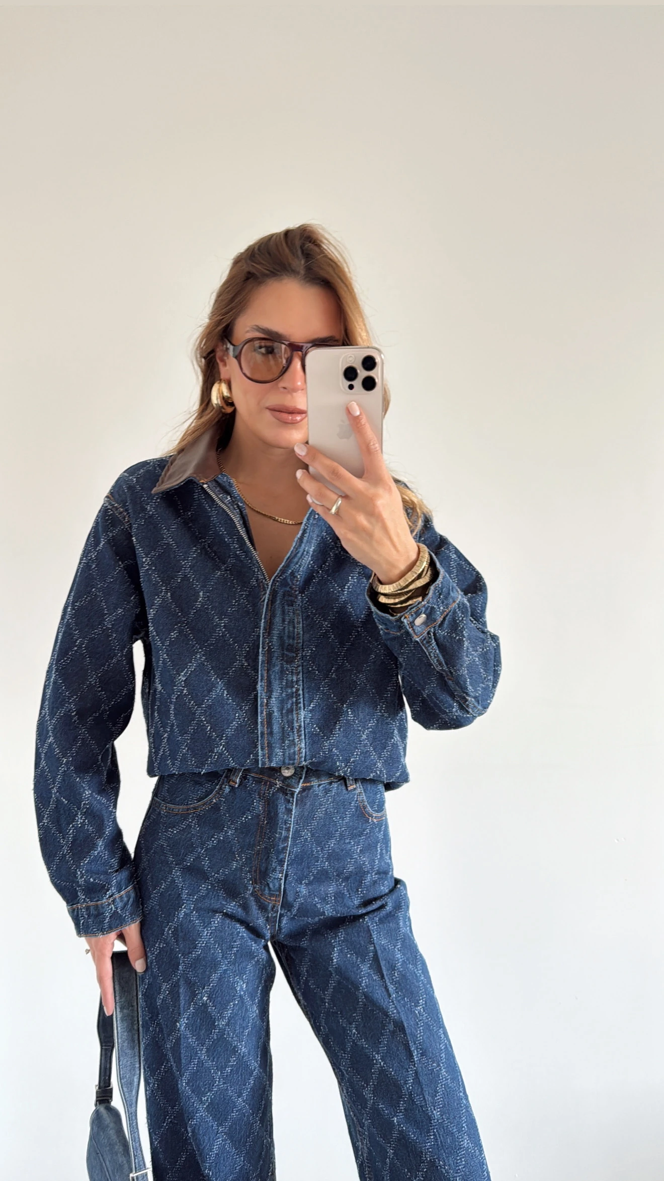 Deri Yaka Detaylı Denim Takım