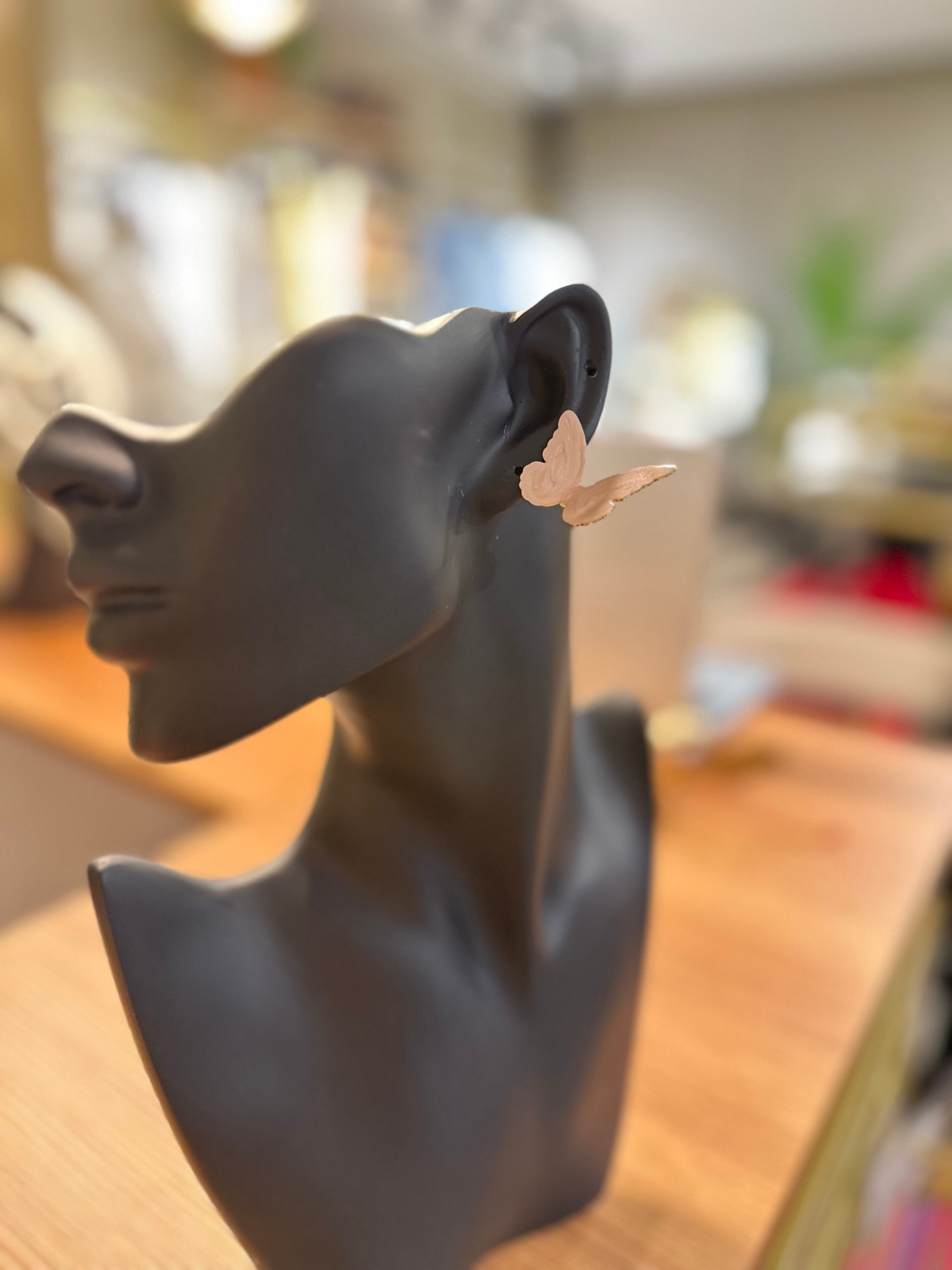 Mineli Kelebek Küpe-Pudra Pembe