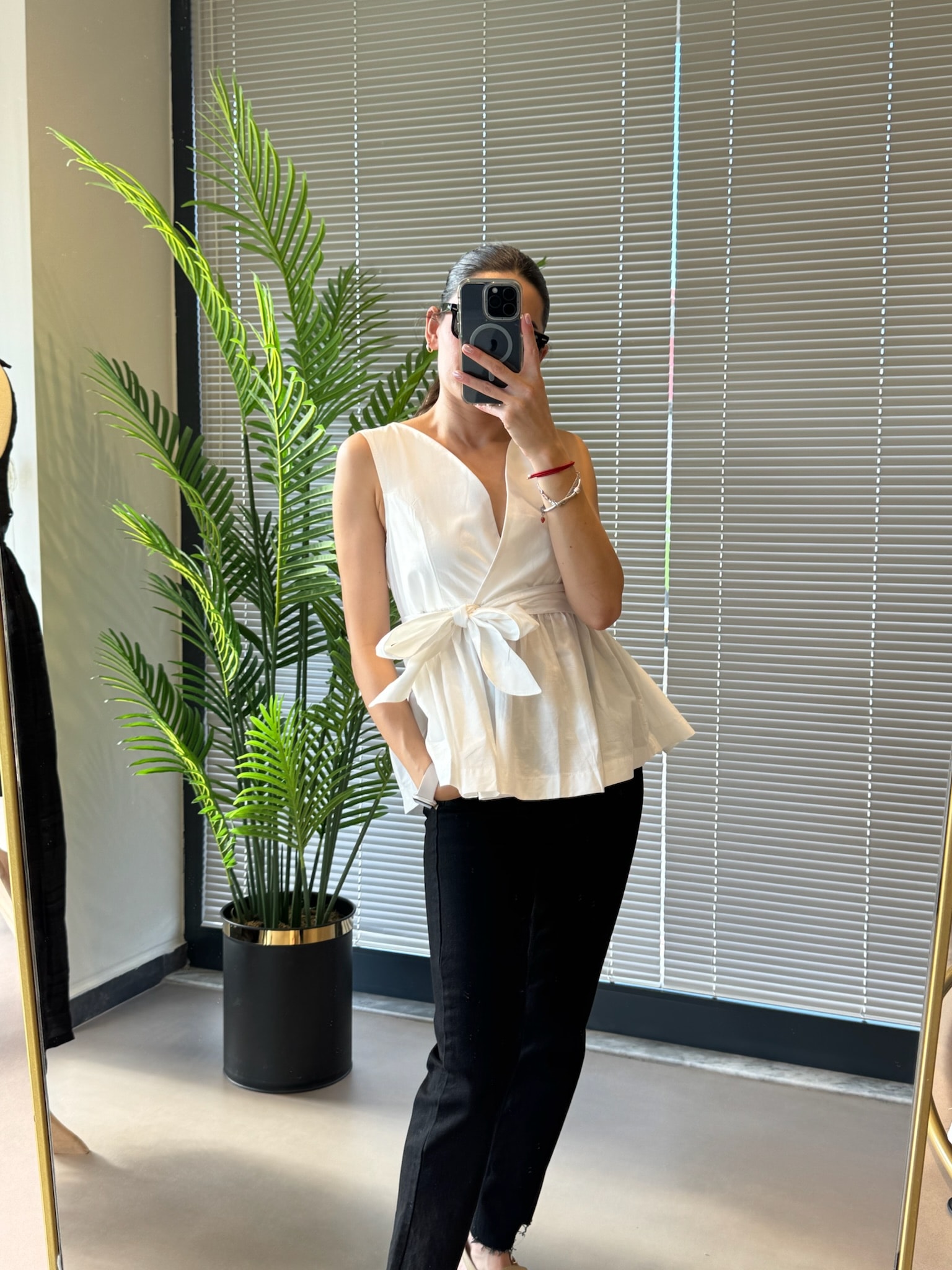 Önden Bağlamalı Üst-Beyaz