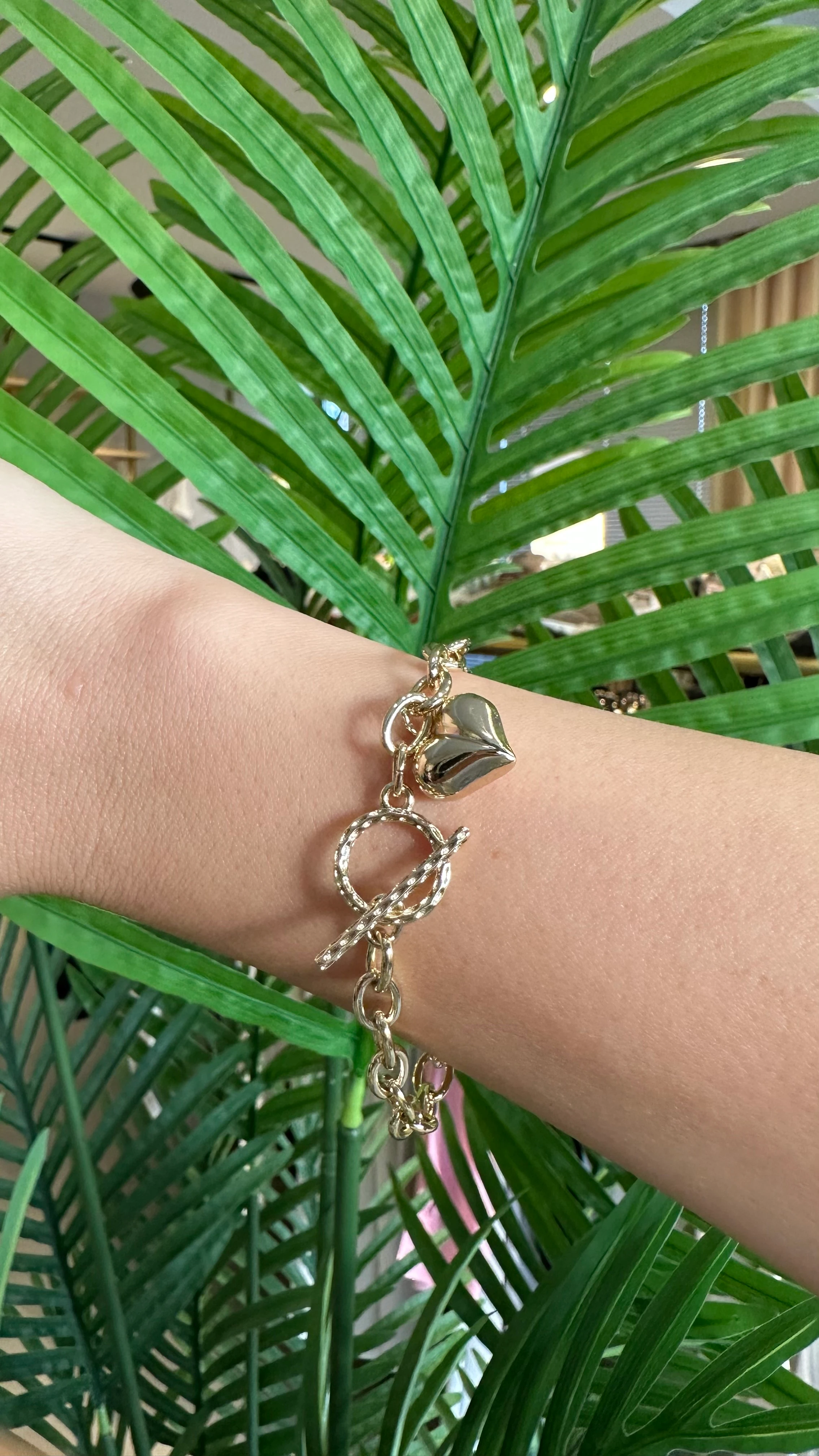 Marka Aksesuarlı Bileklik -Gold