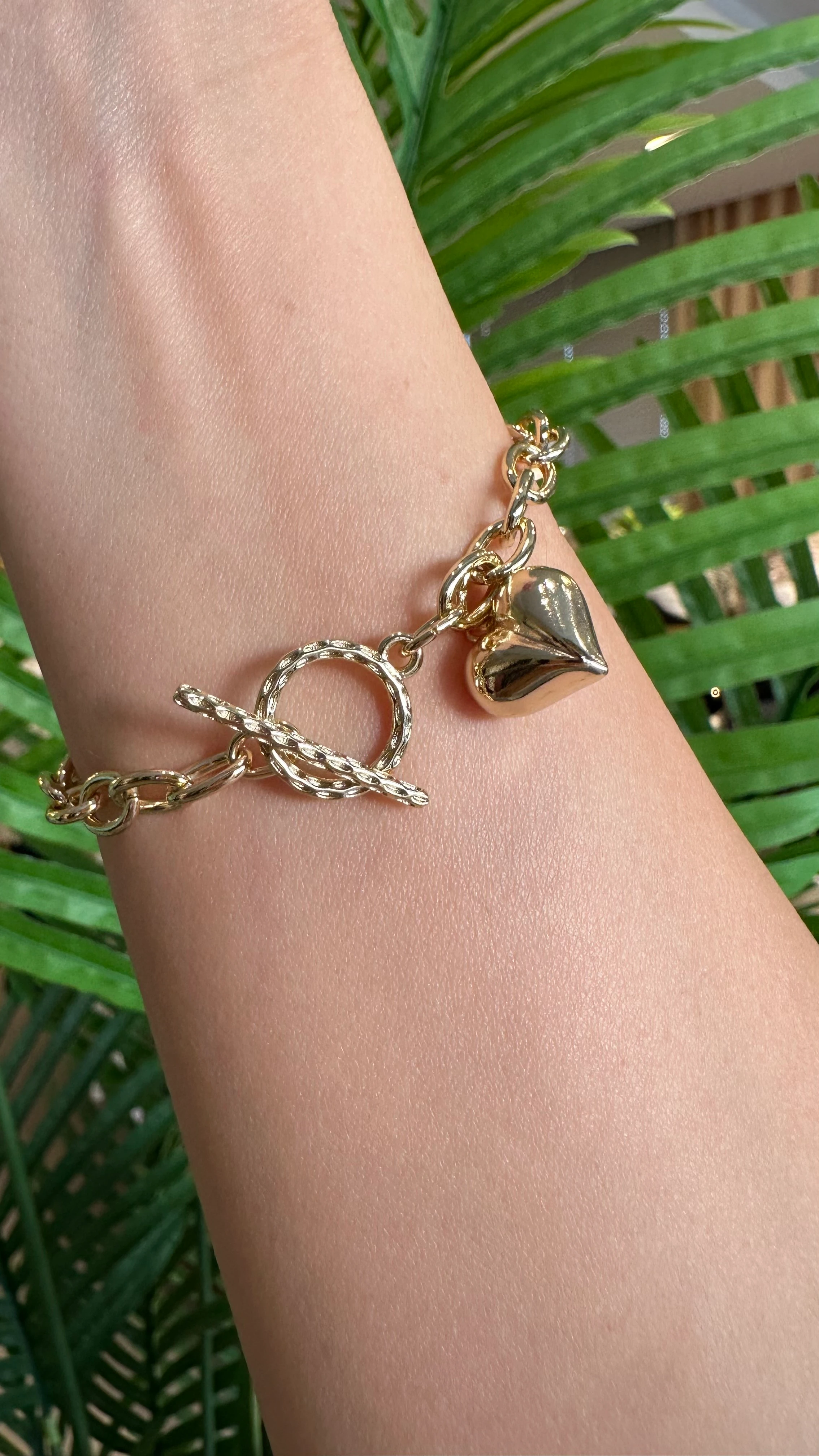 Marka Aksesuarlı Bileklik -Gold