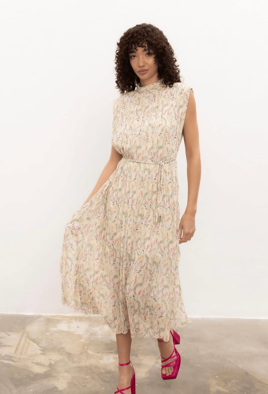 Piliseli Çiçek Desenli Elbise