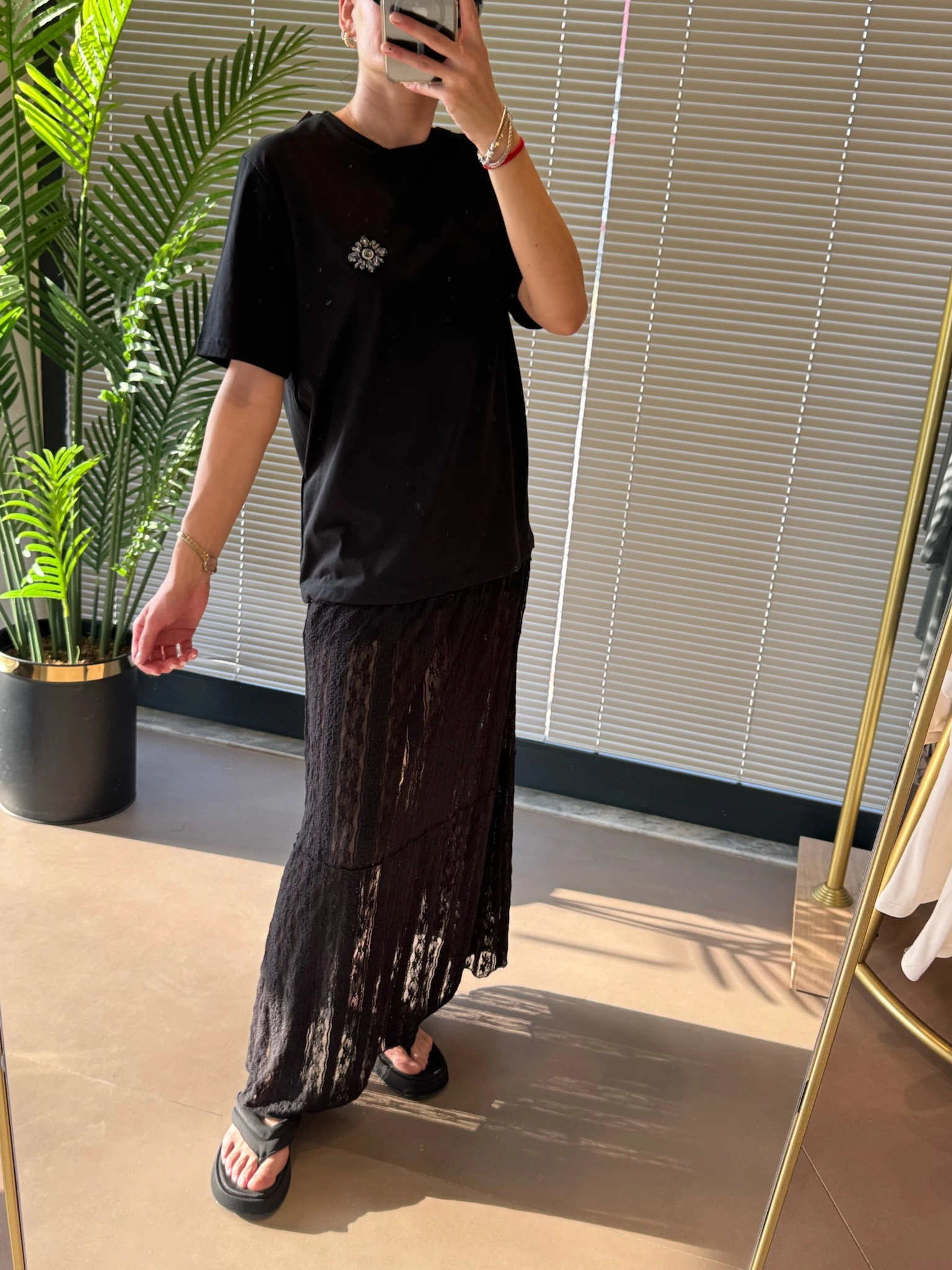 Taşlı Orijinal Marka Tshirt-Siyah