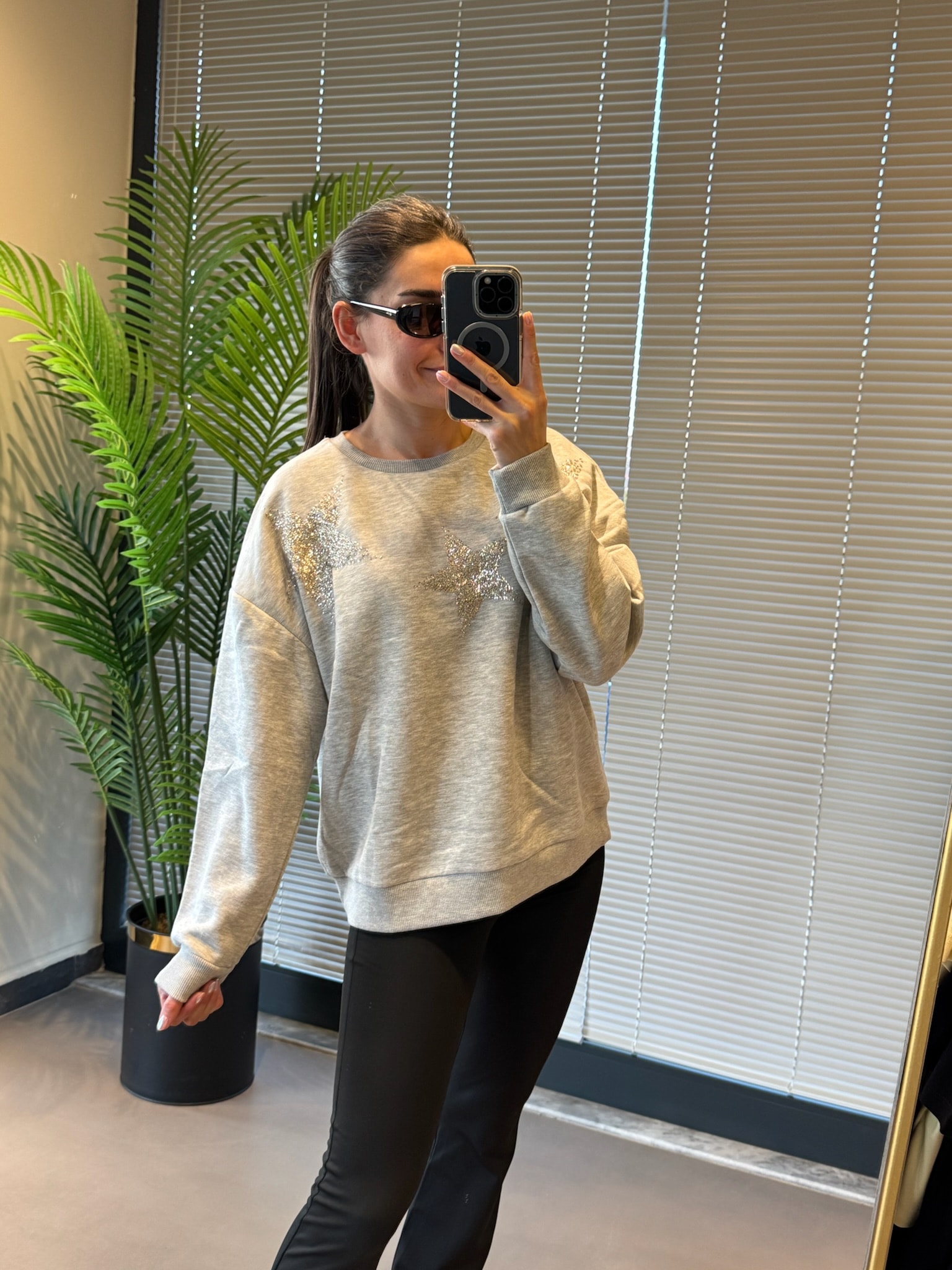 Orijinal Marka Yıldız Detaylı İnce Şardonlu Sweatshirt