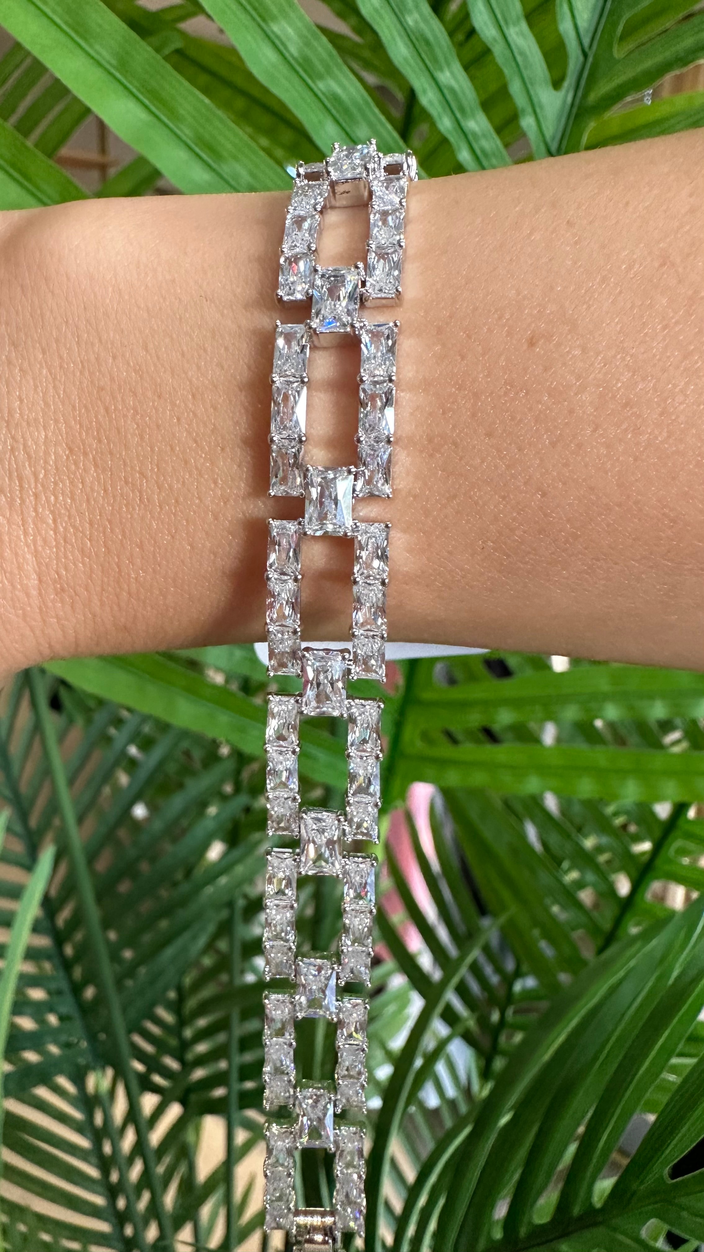 VIP Full Taş Kare Bileklik-Gümüş Renk