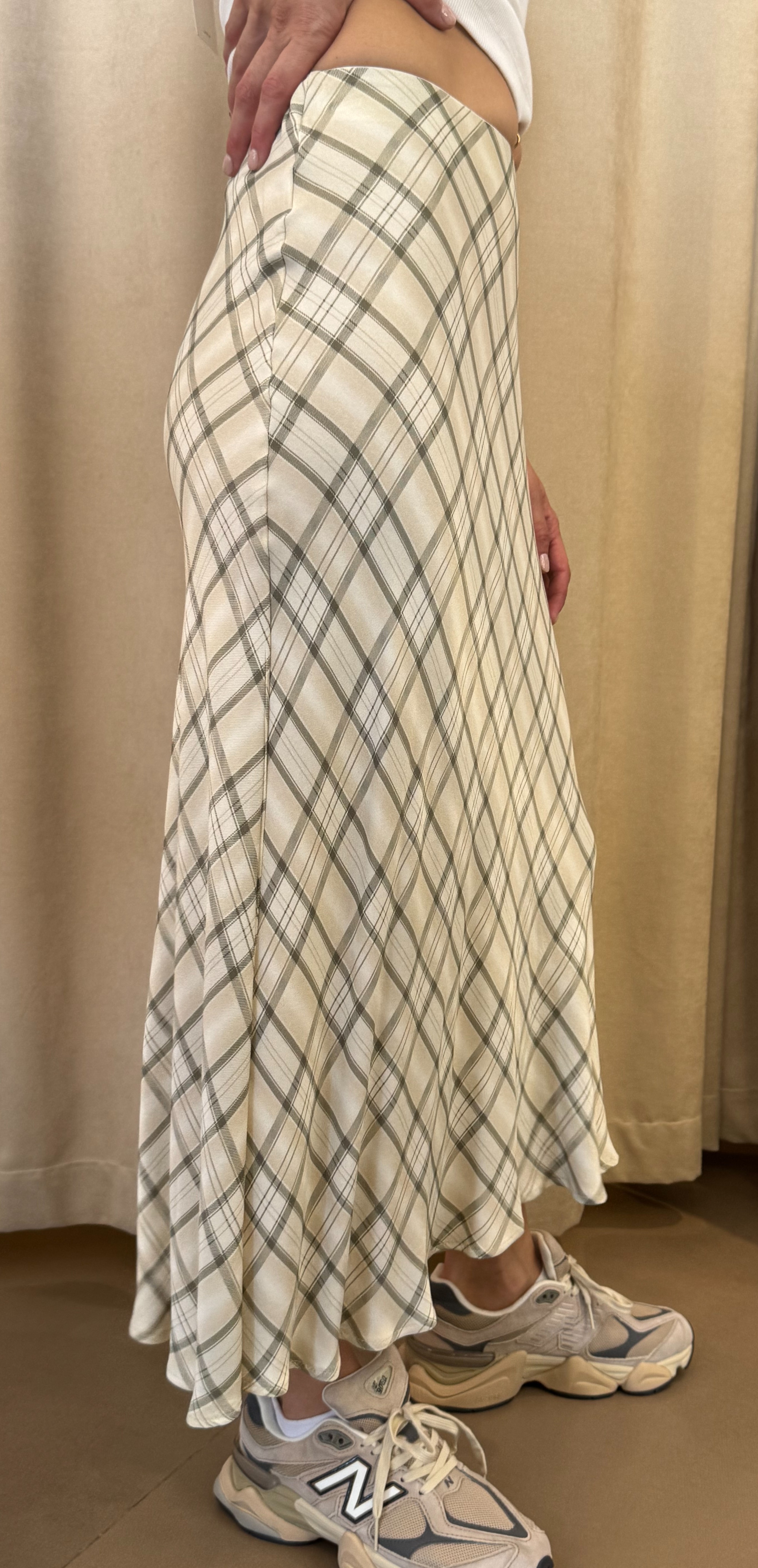 Ekose Saten Etek-Ekru