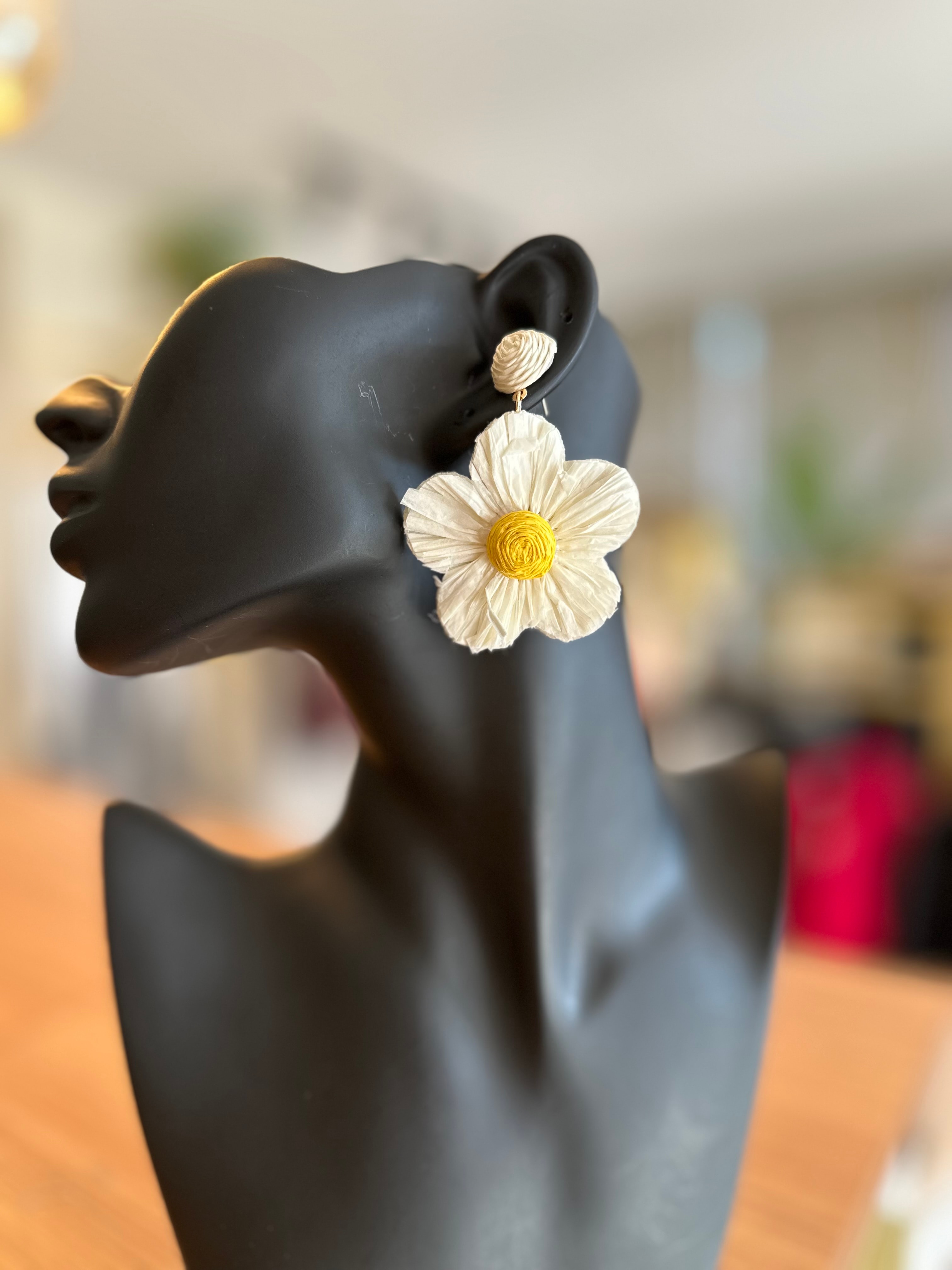 Renkli Hasır Küpe-Beyaz