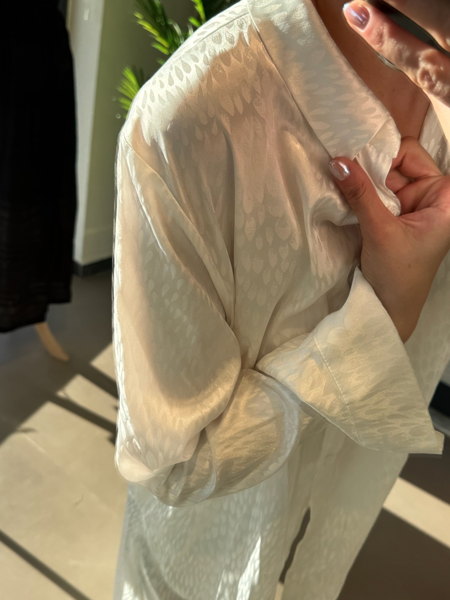 Desenli Saten Gömlek Takım-Beyaz