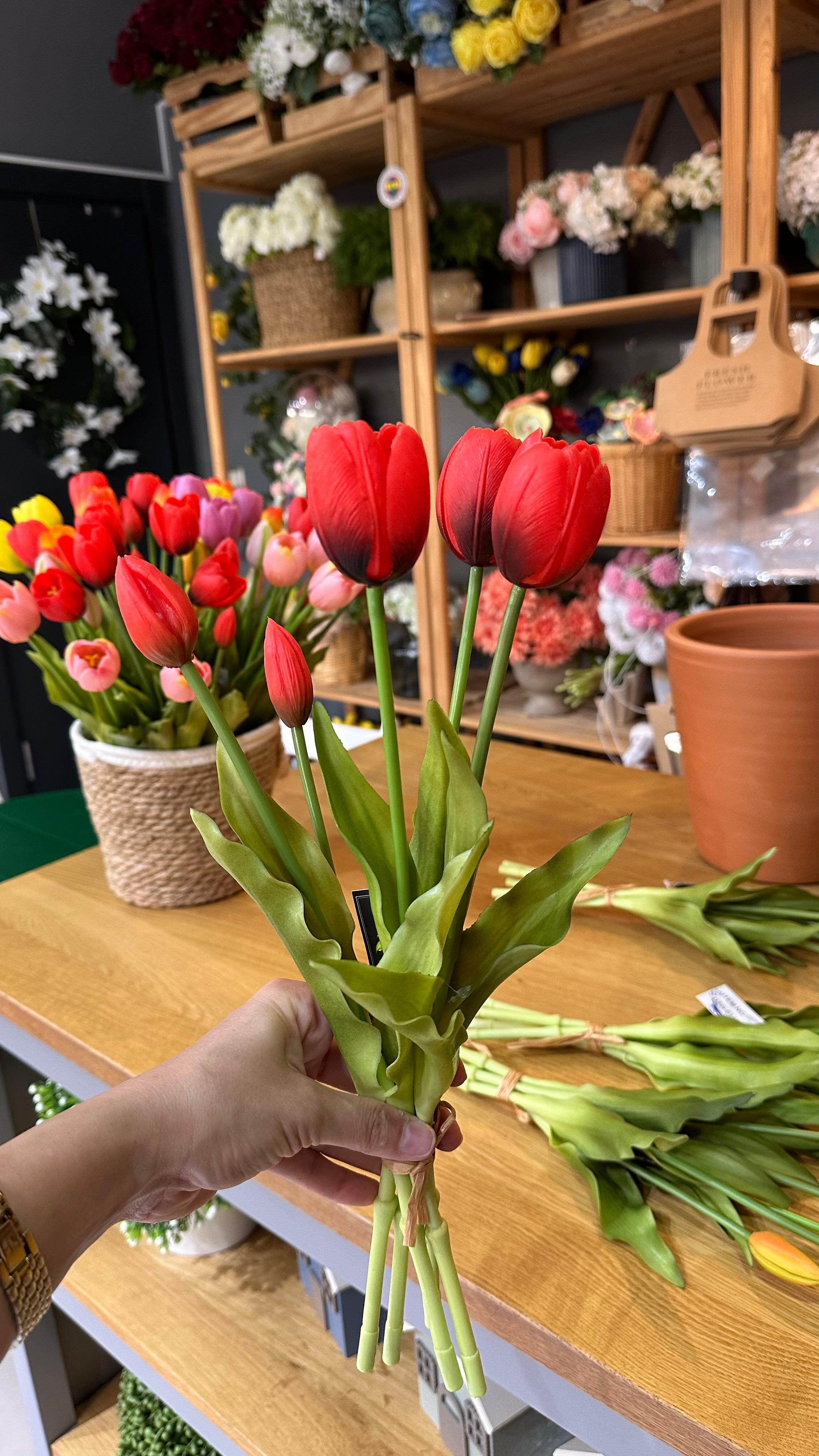 Gerçek Görünümlü Lale Demeti | Premium - Kırmızı