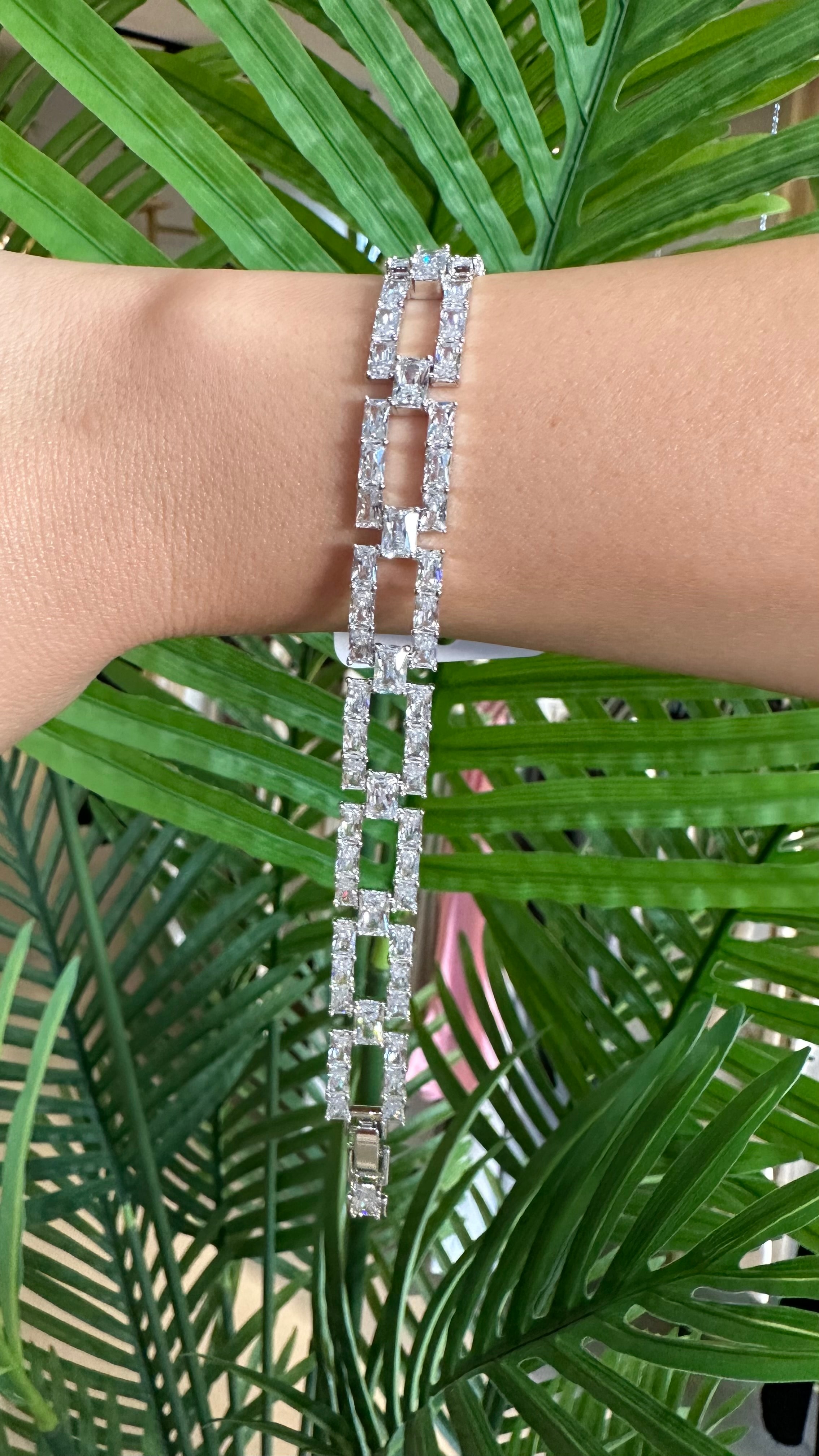 VIP Full Taş Kare Bileklik-Gümüş Renk