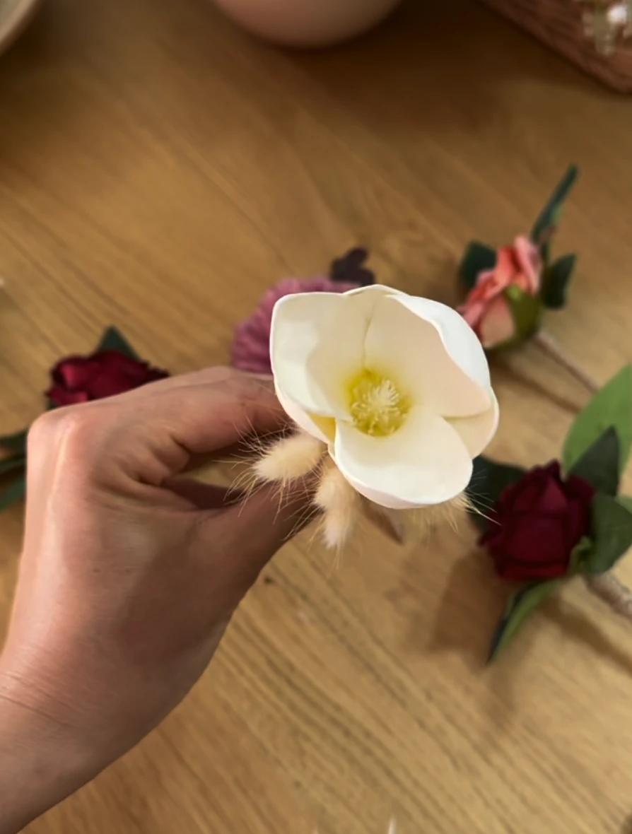 Manolya & Pamuk Otu Yaka Çiçeği | Açıklamayı Okuyunuz