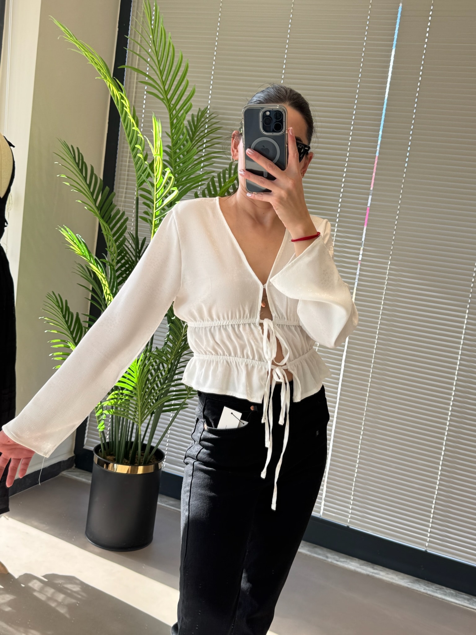 Premium Bağcıklı Üst-Beyaz