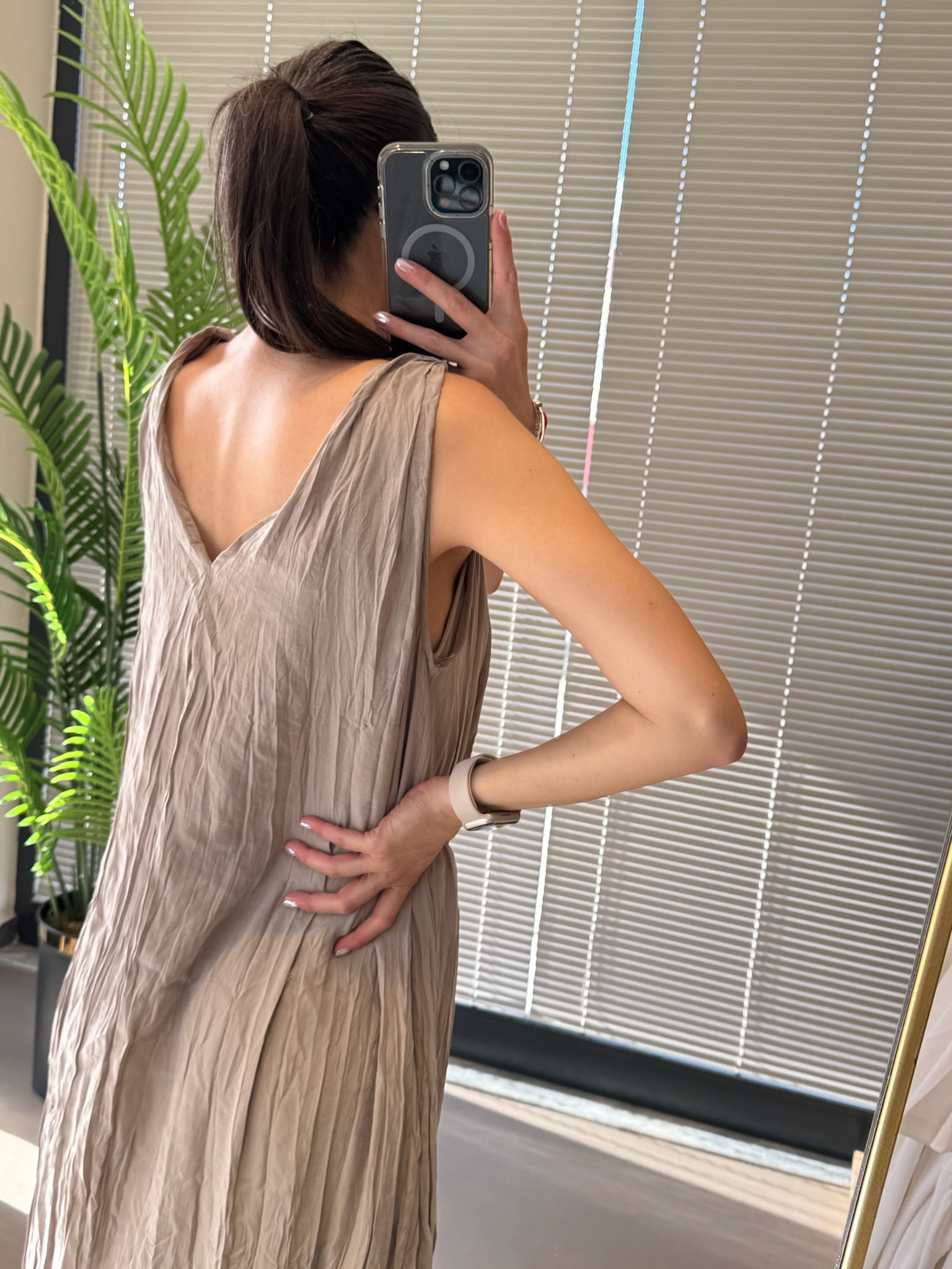 Kraşlı Maxi Elbise-Taş