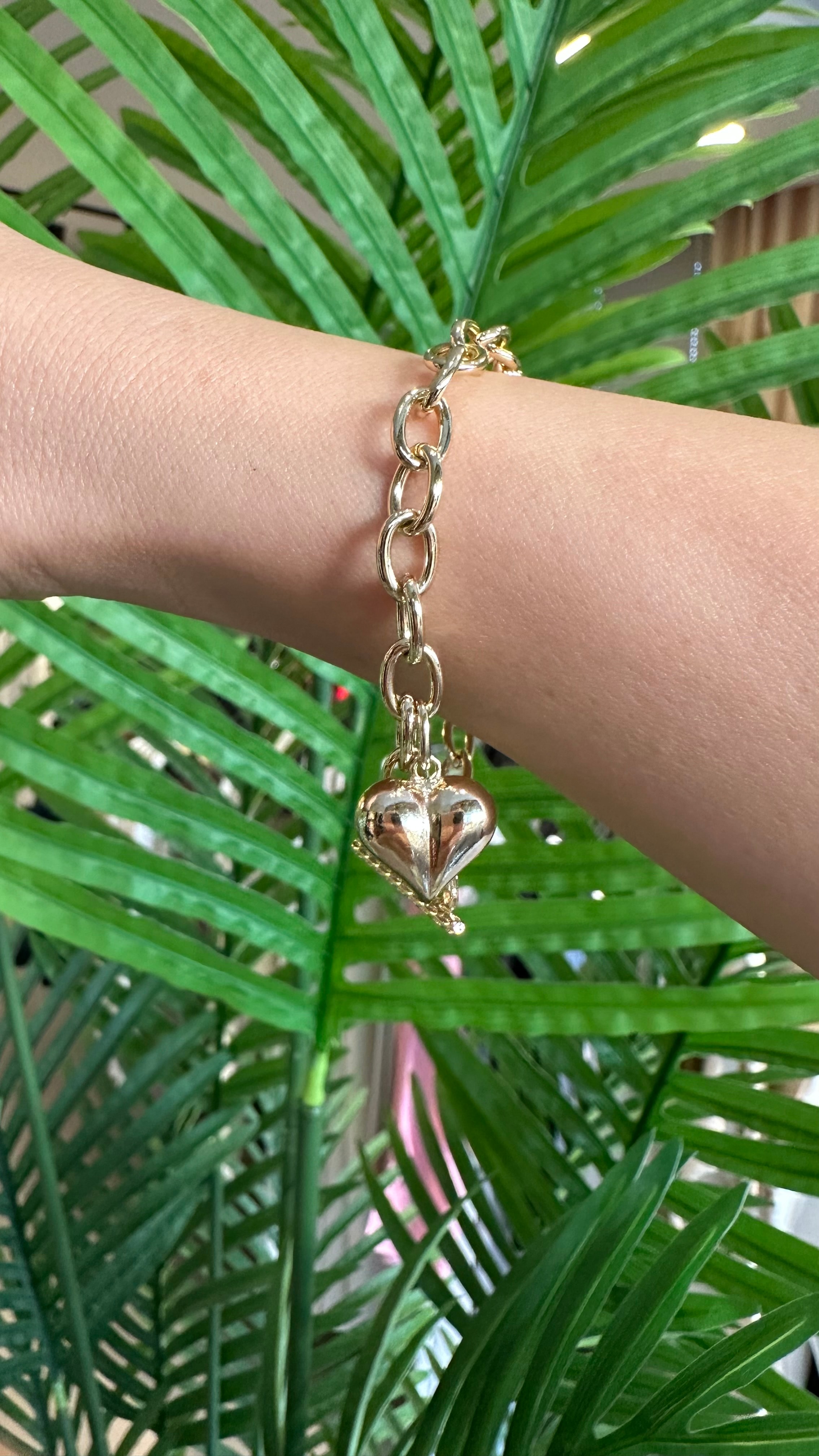 Marka Aksesuarlı Bileklik -Gold