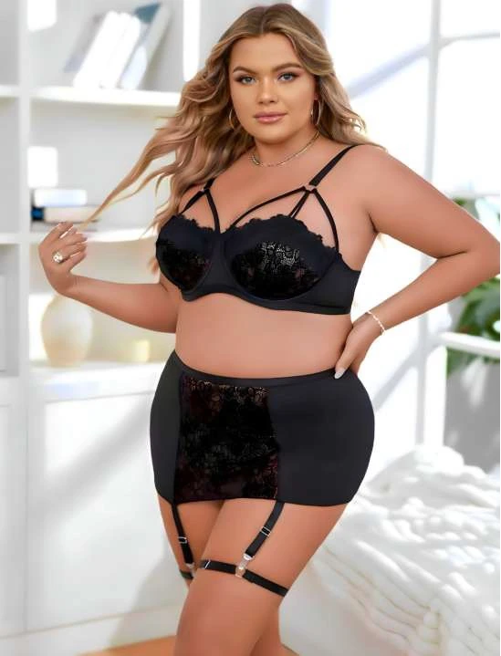 Siyah Dantelli Jartiyerli Şık Lingerie Takımı image