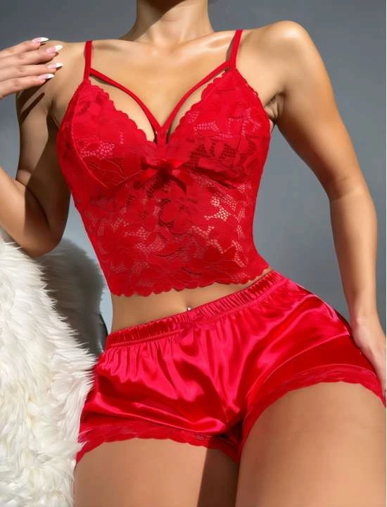 Kırmızı Dantel Detaylı Saten Şortlu Bralet Pijama Takımı