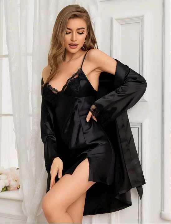 Saten Dantel Detaylı Siyah Gecelik & Sabahlık Takımı image