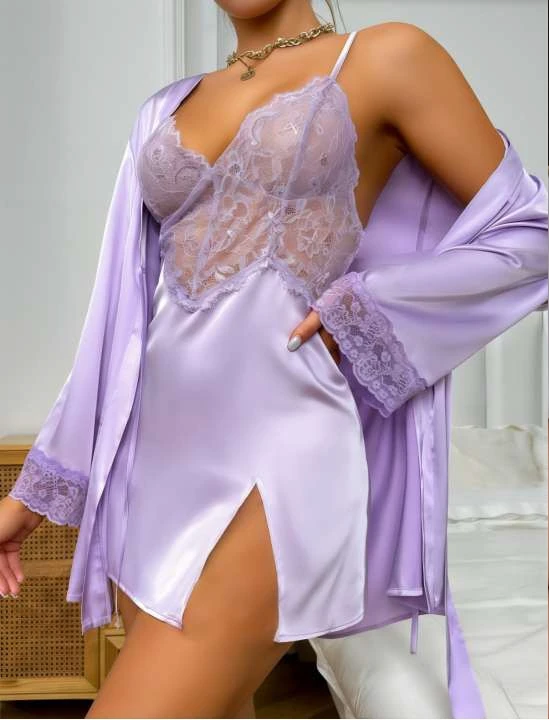 Lila Saten Dantel Detaylı Gecelik & Sabahlık Takımı