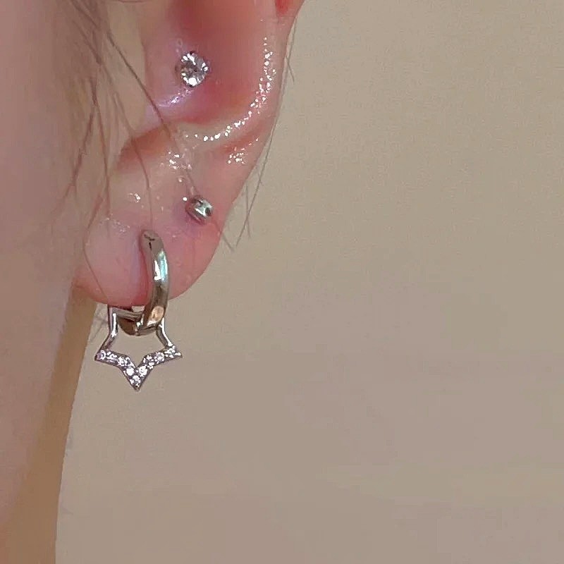 Stone star earring