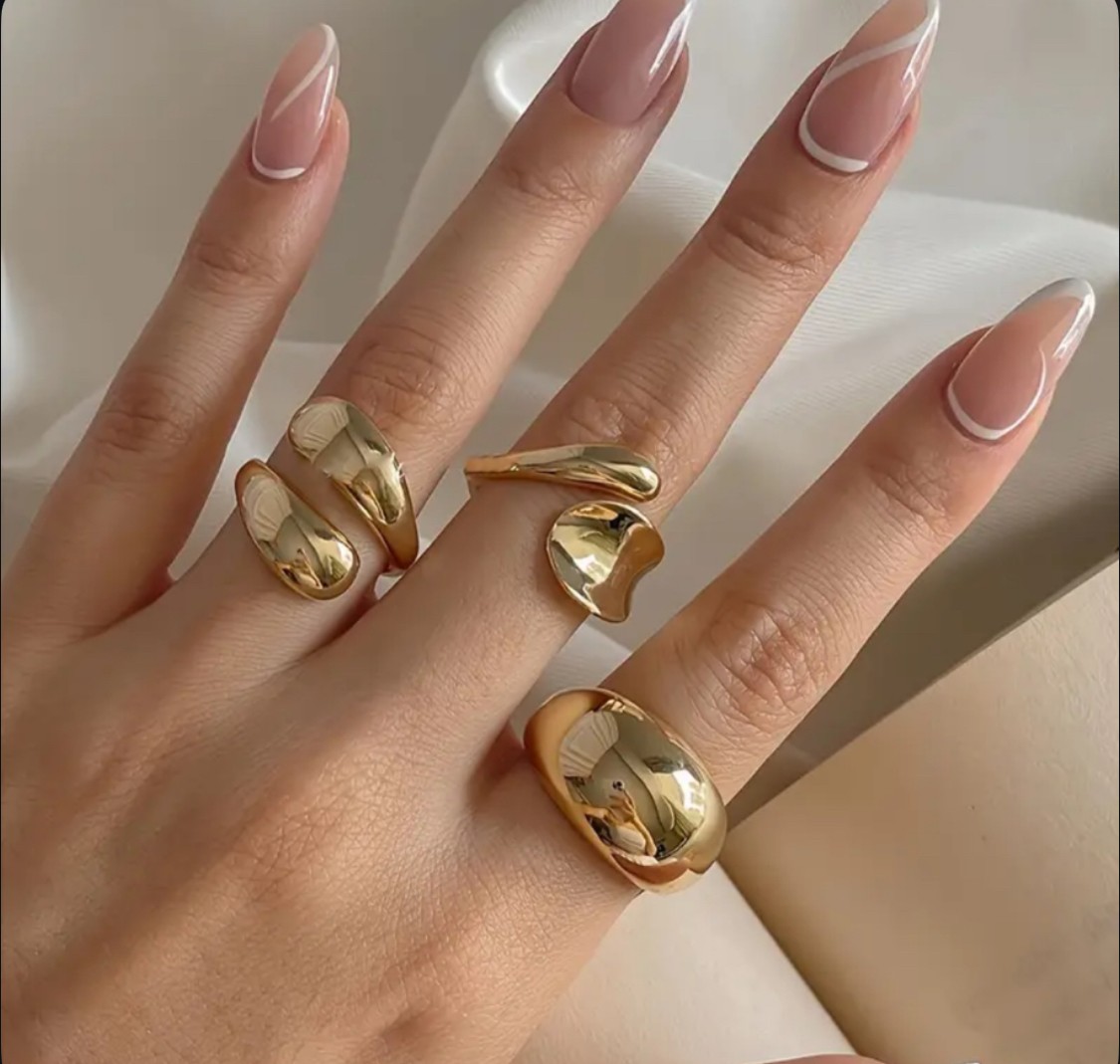Gold ring set