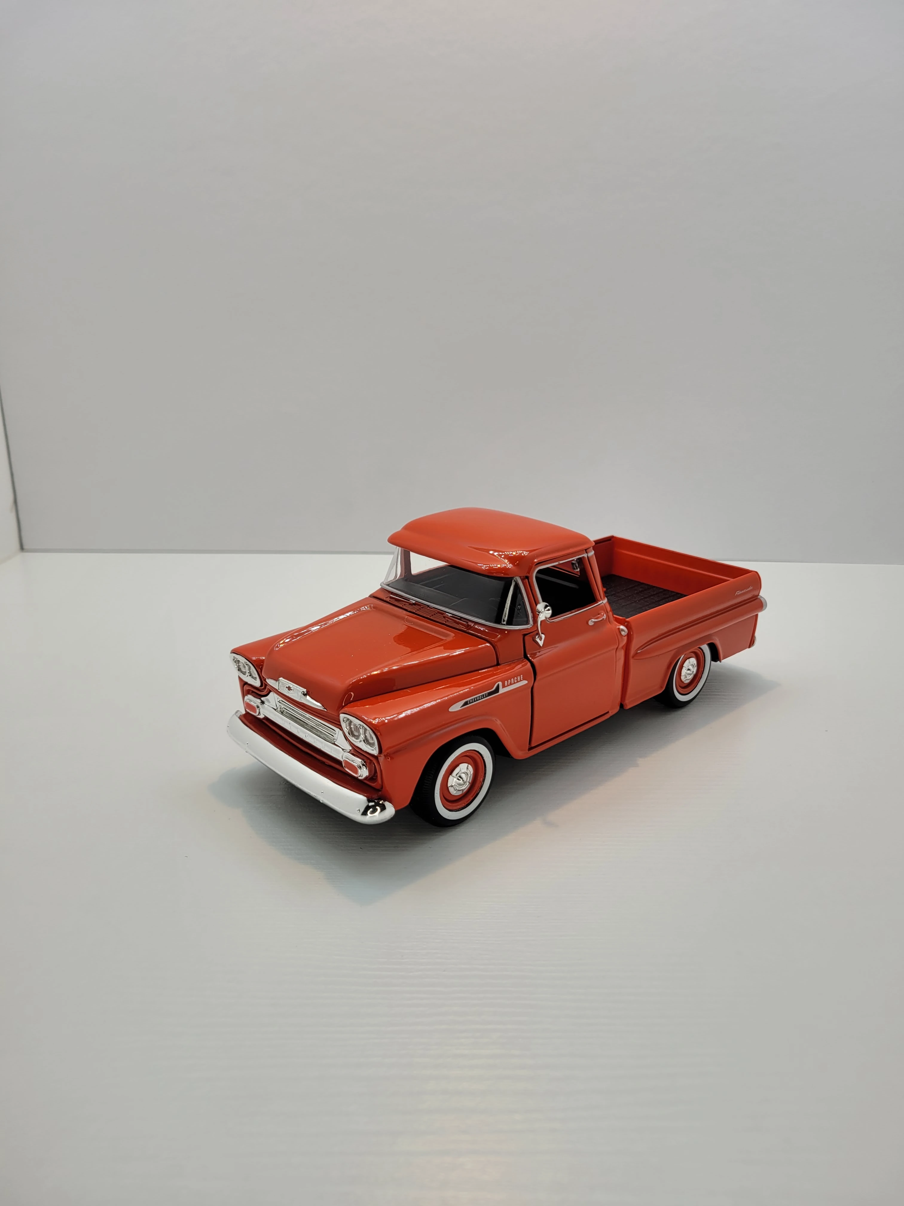 1958 Chevrolet Apache Stepside Pickup