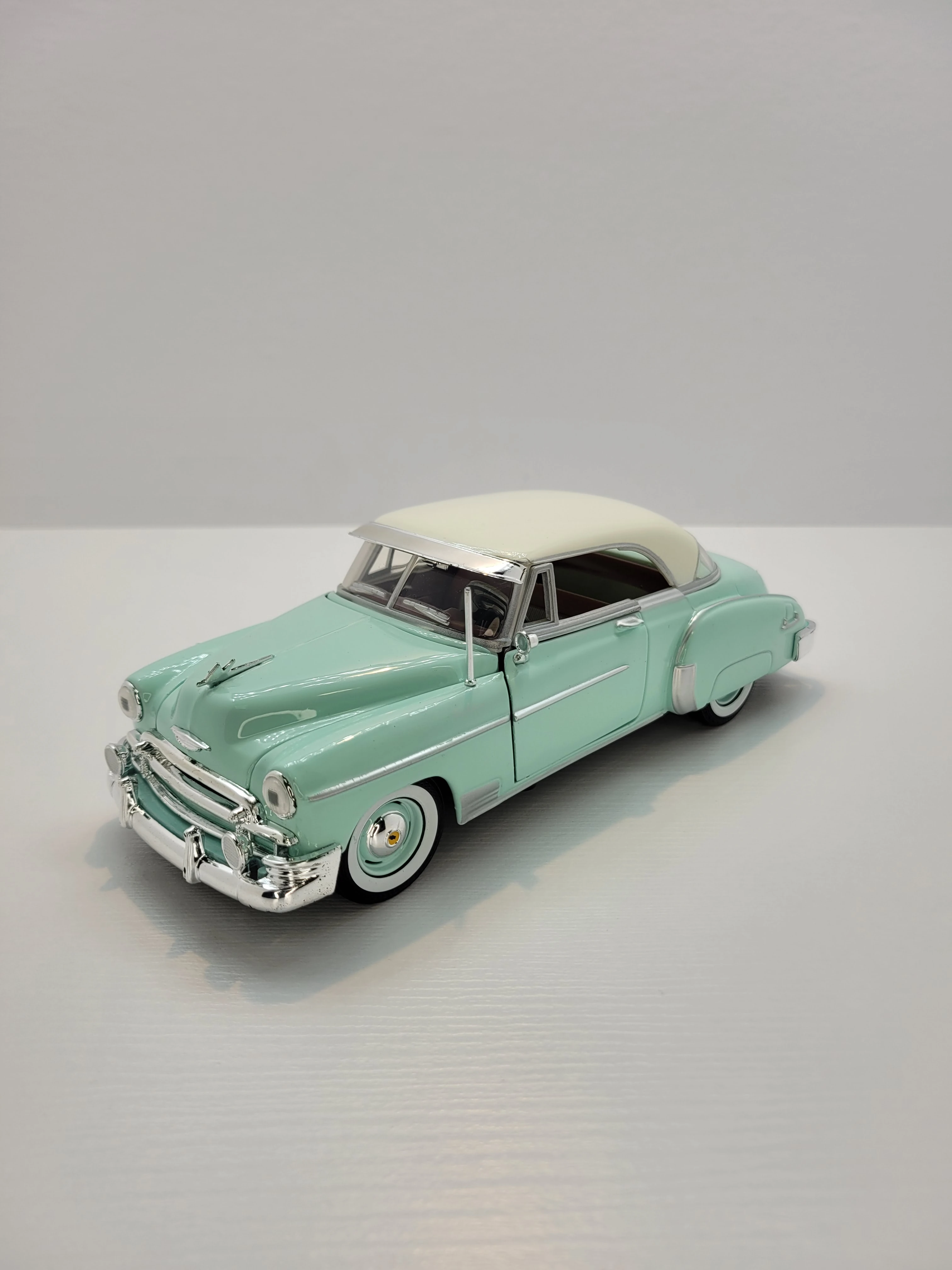 Motormax 1:24 1957 Chevy Bel Air – Su Yeşili
