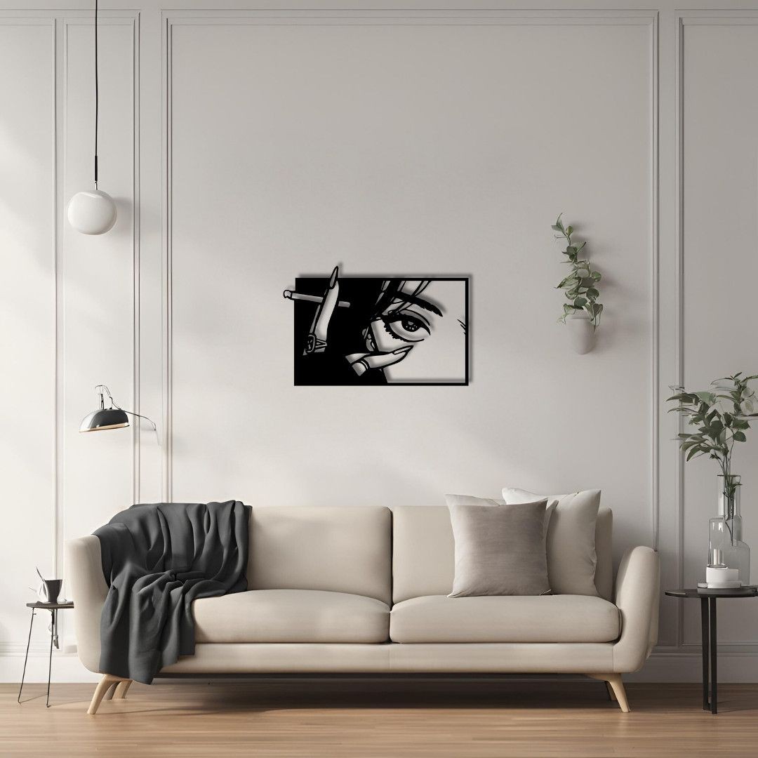 Dekoratif Sigara Tutan Kadın Pop Art Metal Duvar Tablosu