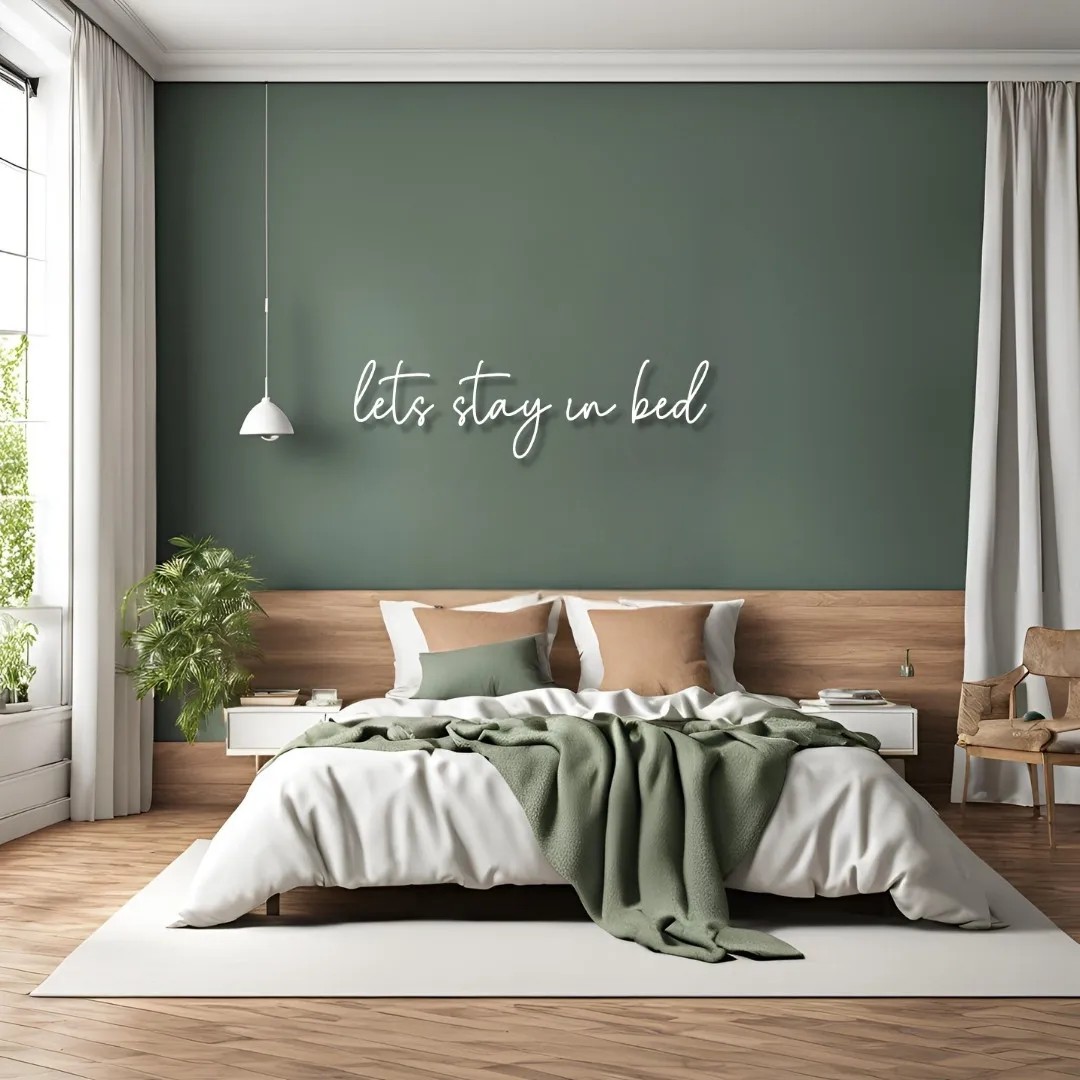 Sanatsal Metal Tablo Let's Stay in Bed 2 Metal Duvar Tablosu İmza