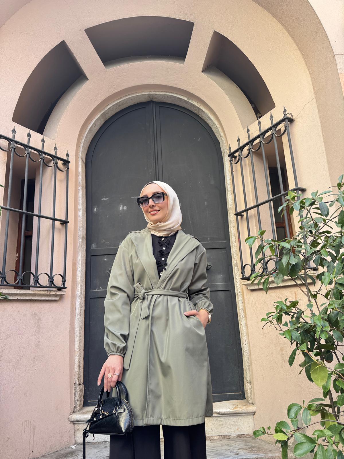 Şıklık ve Konfor Kadın Kuşaklı Trenç - haki