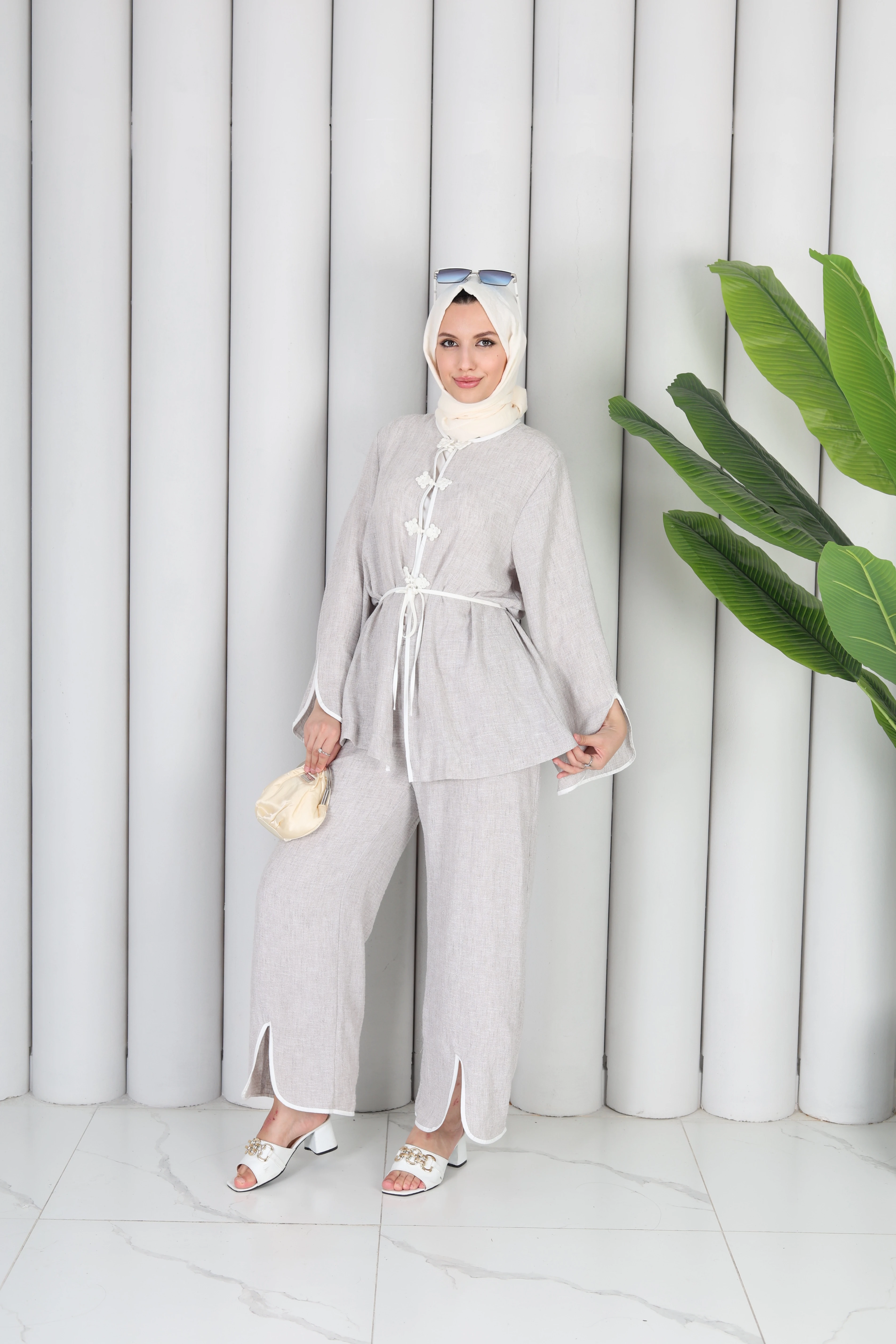 YIRTMAÇ DETAYLI PANTOLONLU TAKIM