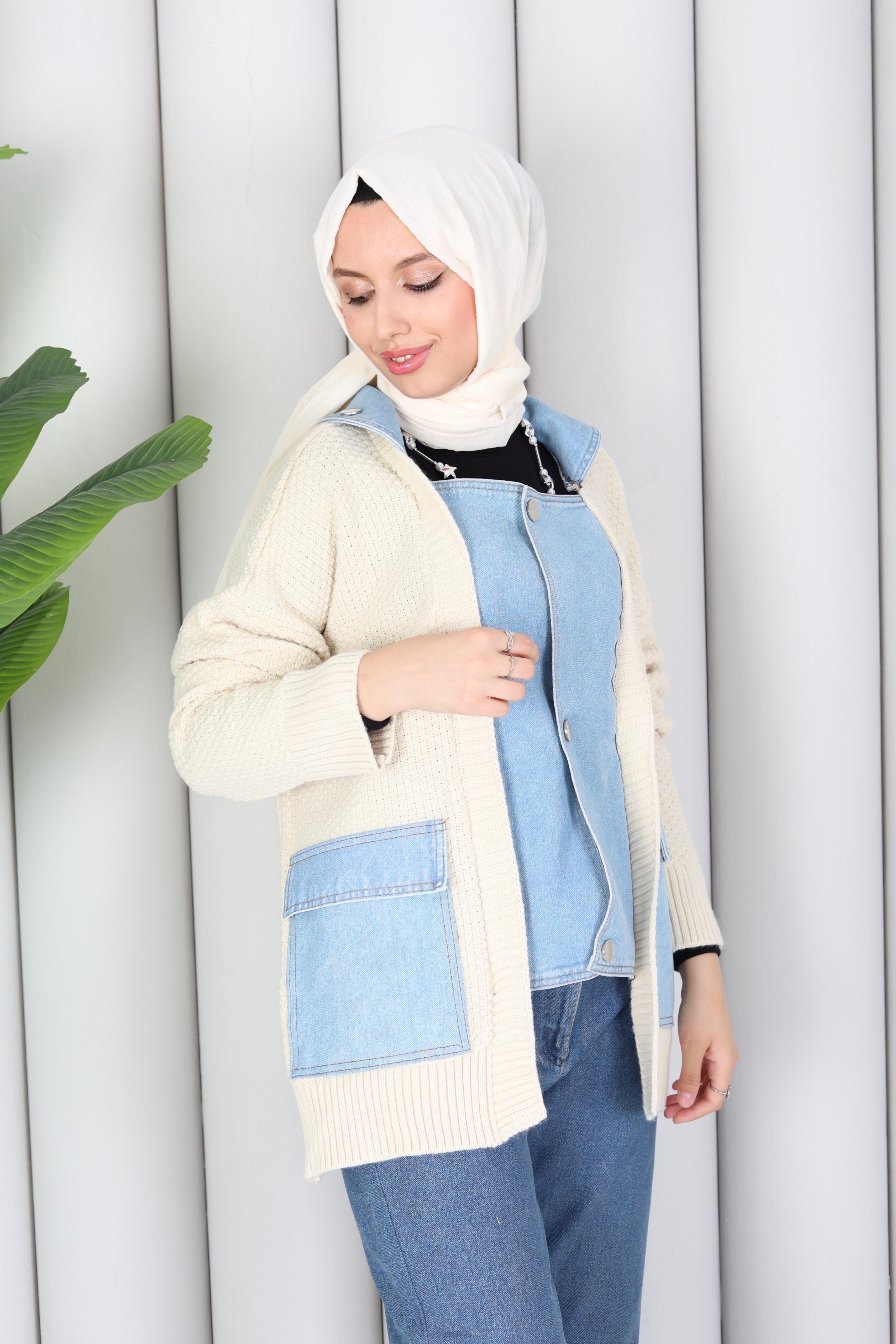 KOT DETAYLI TRİKO HIRKA