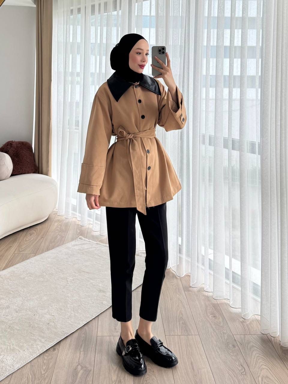 “Kontrast Deri Yaka Detaylı Kuşaklı Trençkot” - TABA