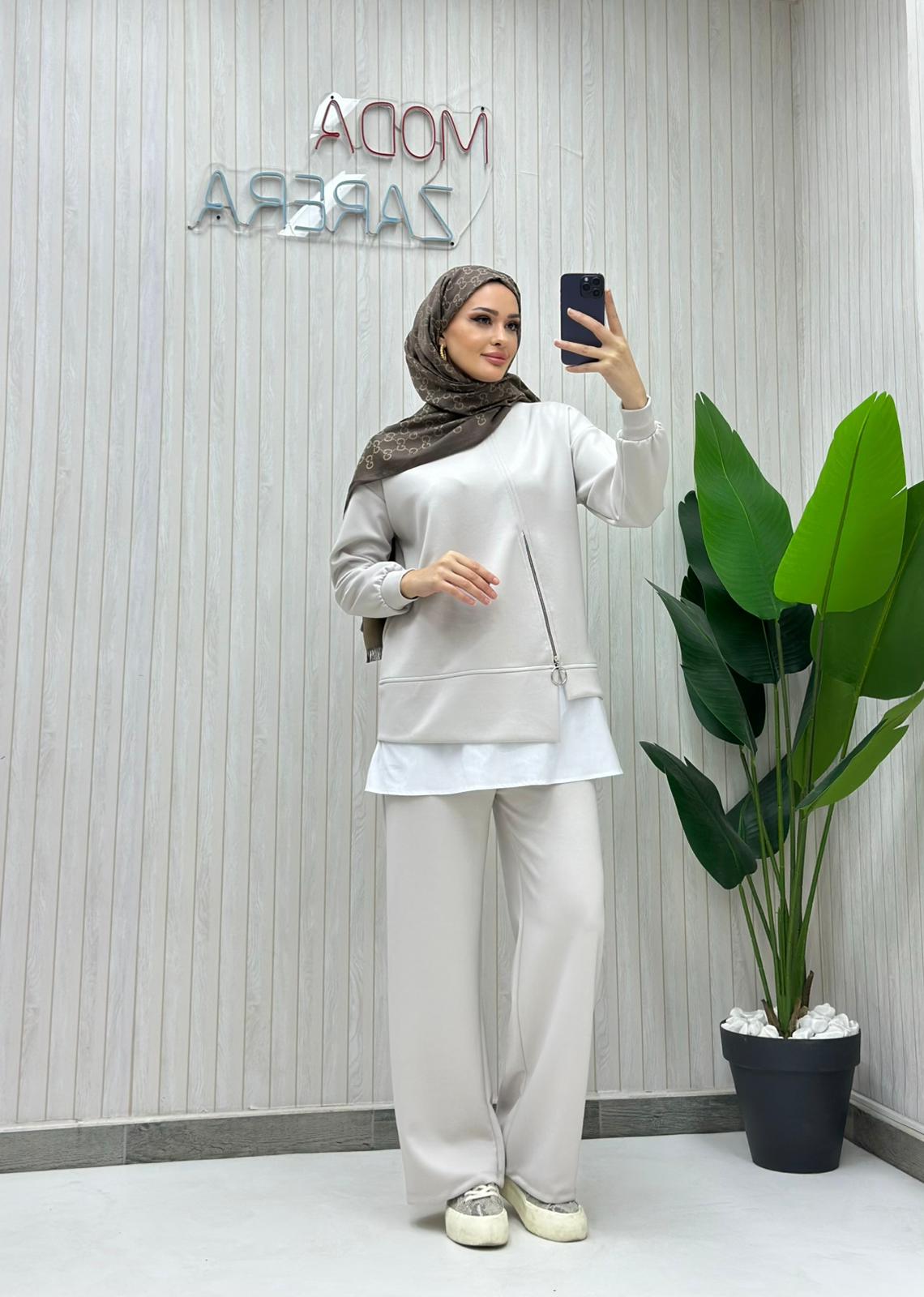 Zarif ve Rahat Fermuar Detaylı Oysho İkili Takım (Tunik & Pantolon) - KREM