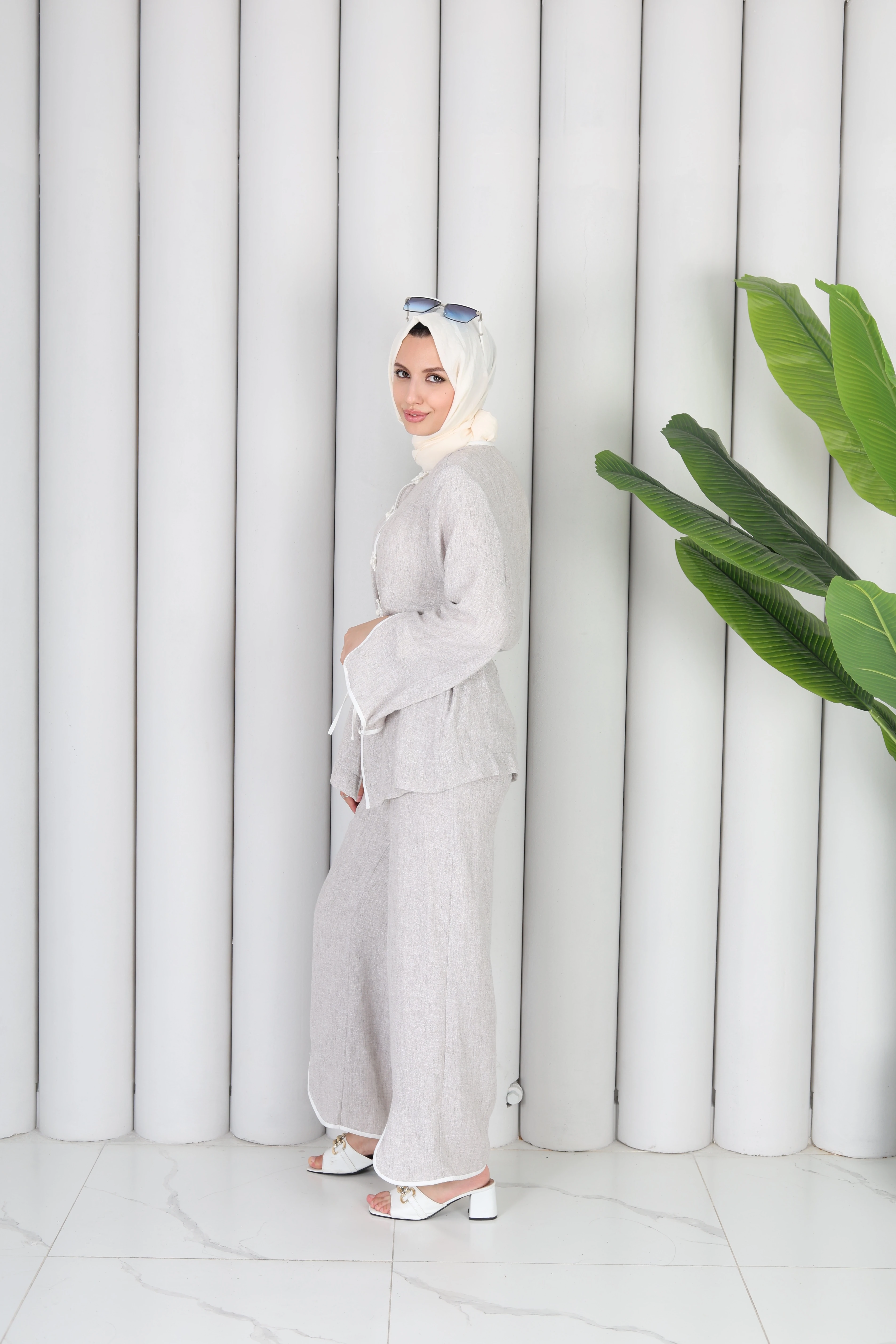 YIRTMAÇ DETAYLI PANTOLONLU TAKIM