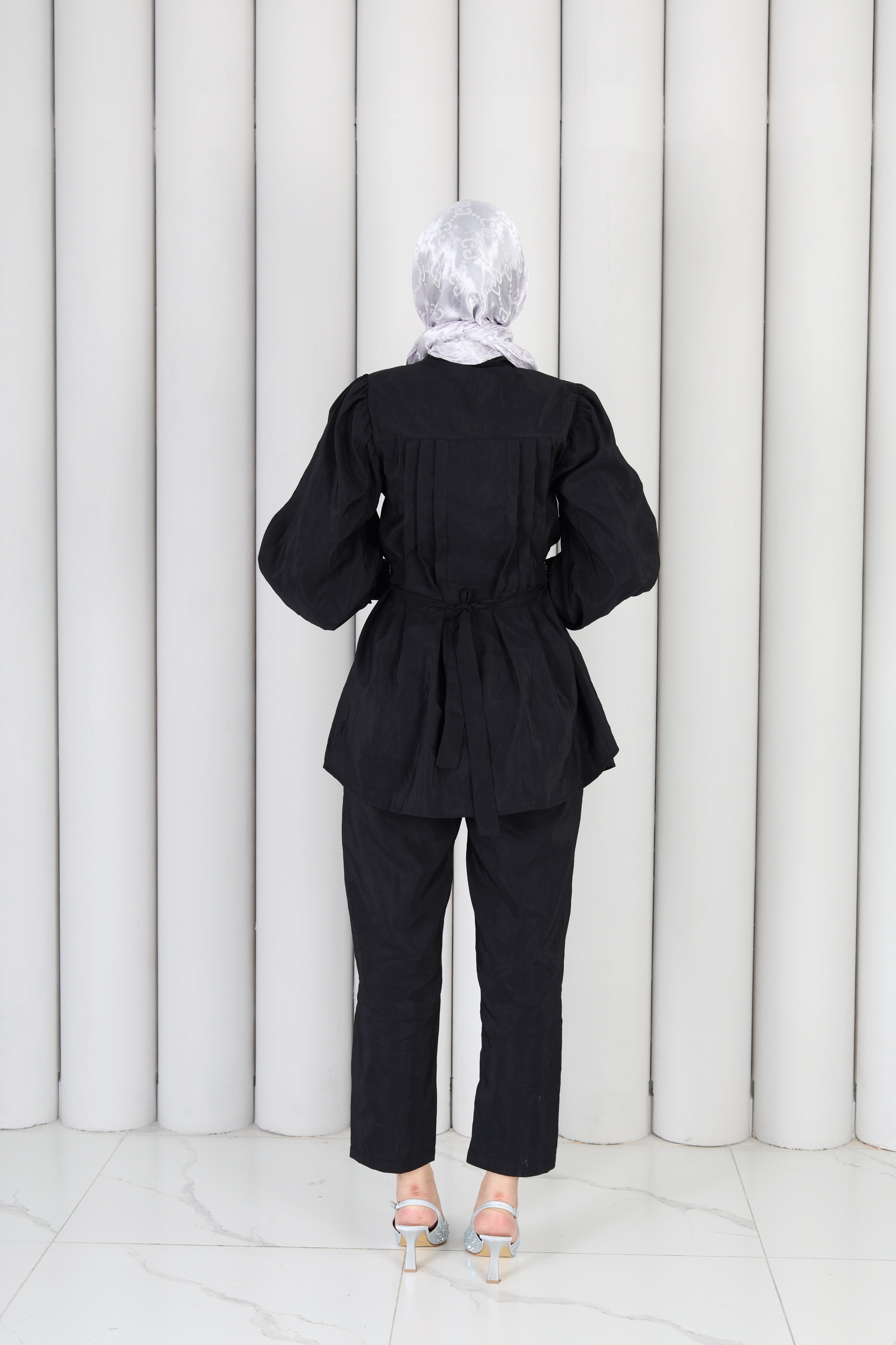 "Minimal & Şık: Özel Kesim 