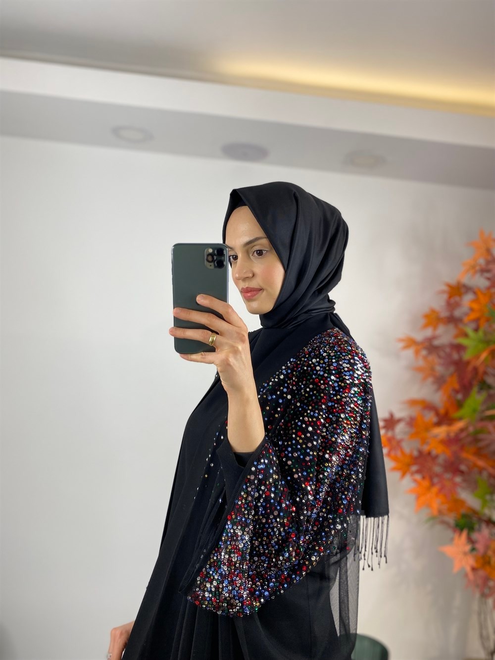 Corner Fashion Tül Renkli Taşlı Önü Açık Abaya 2133-SİYAH