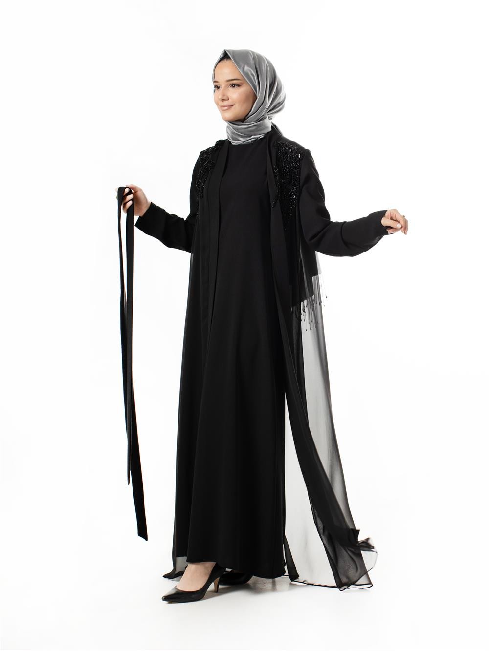 Heddy Önü ve Sırtı Boncuk İşlemeli Abaya 6608-SİYAH