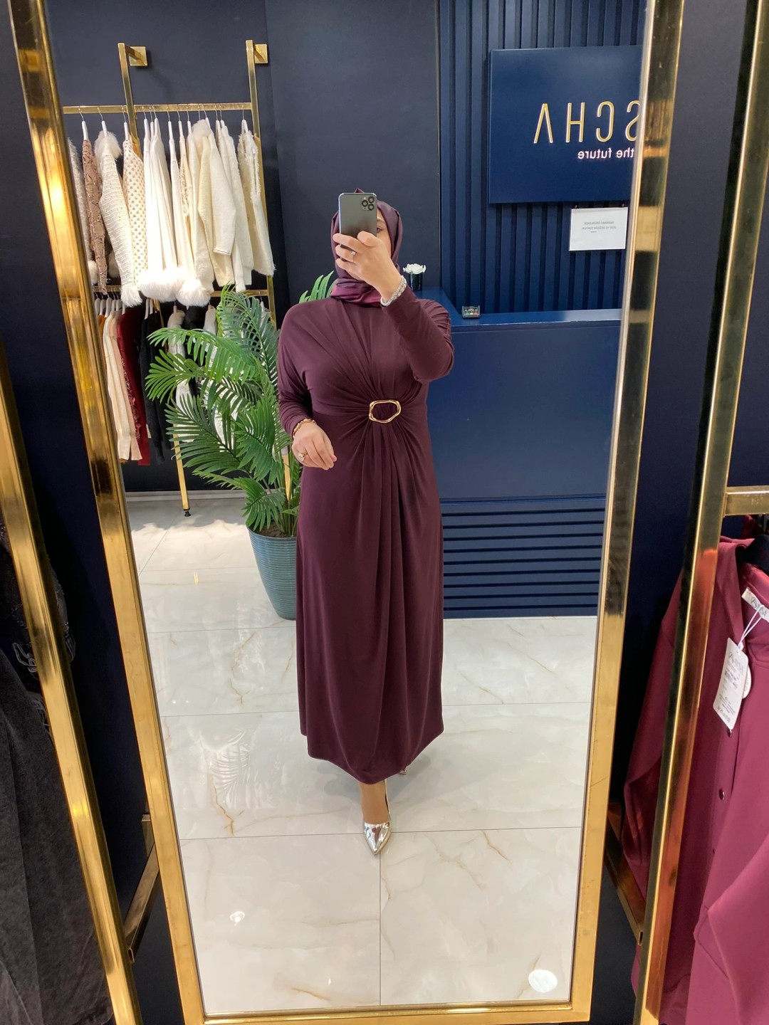 Tesettür Giyimde Renk ve Kumaş Trendleri - Belischa