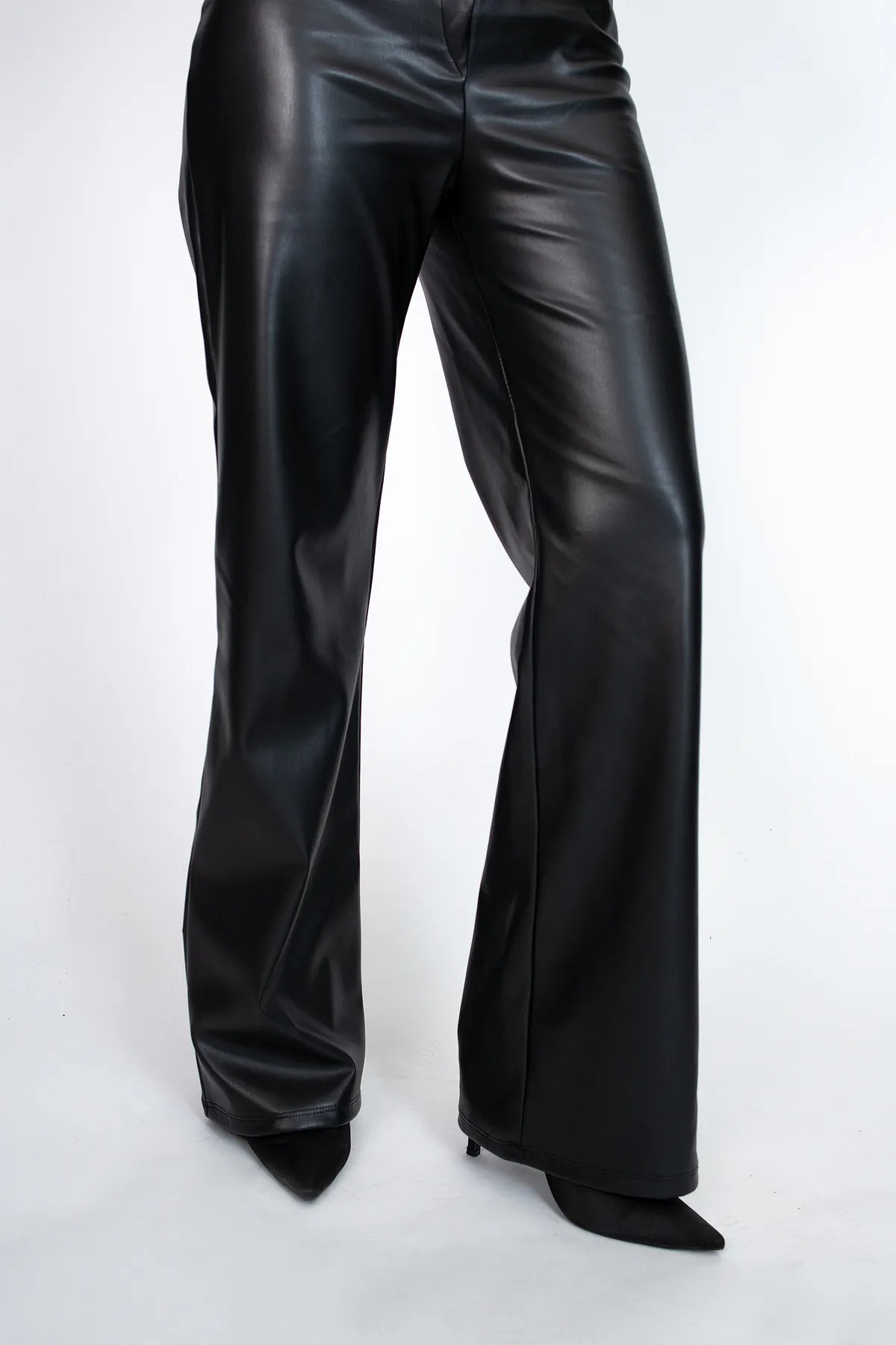 FV Yüksek Bel Bol Paça Siyah Deri Pantolon Beli Lastikli 