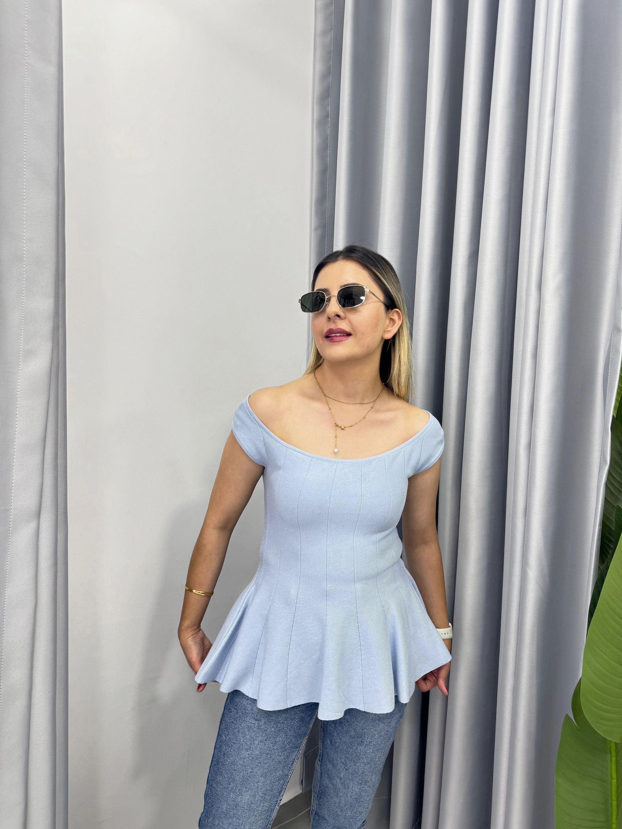 Volanlı Triko Bluz